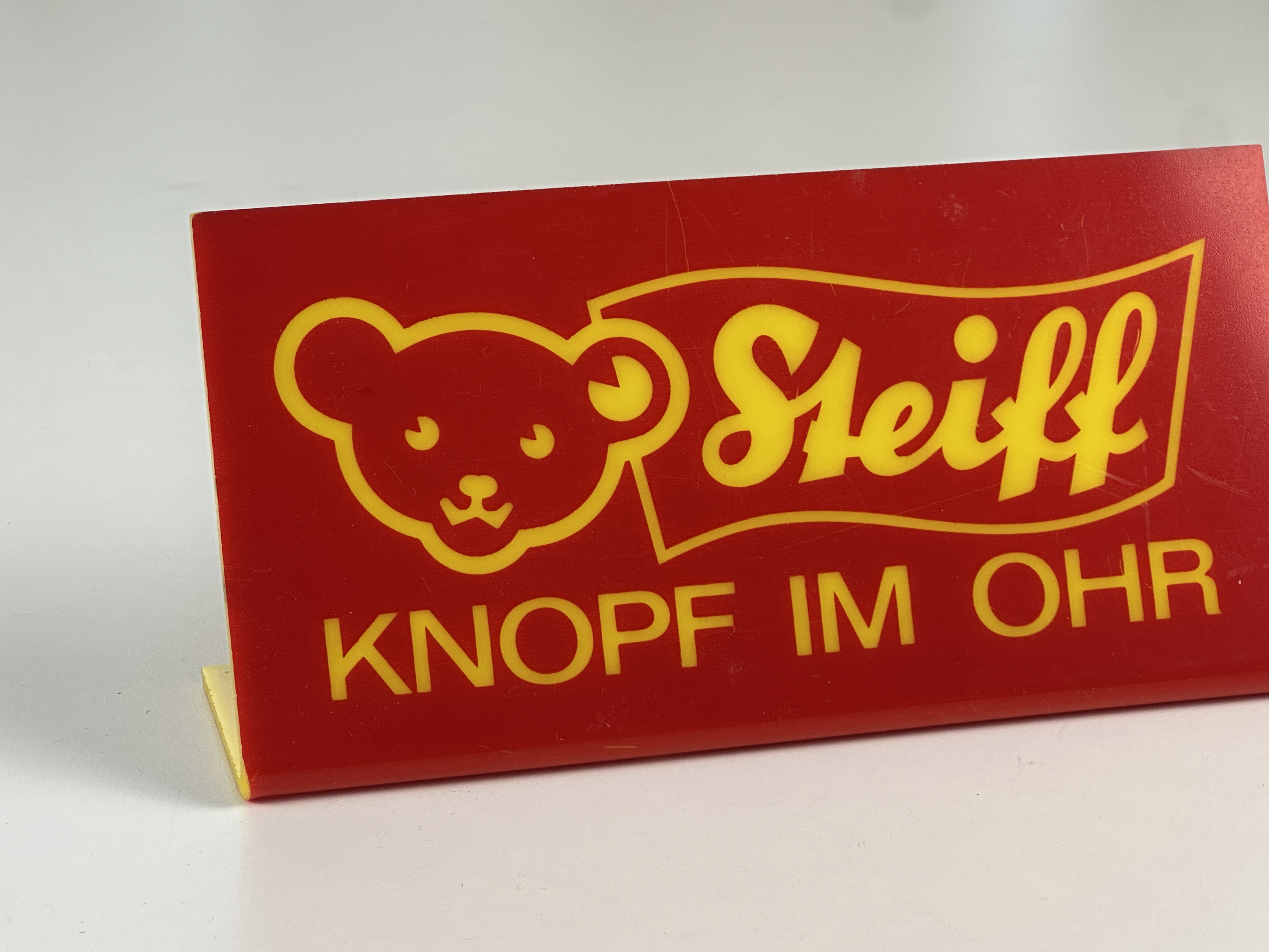 Steiff Reklame Schild Kunststoff 9,5 x 20 x 5,3 cm - Zustand siehe Fotos