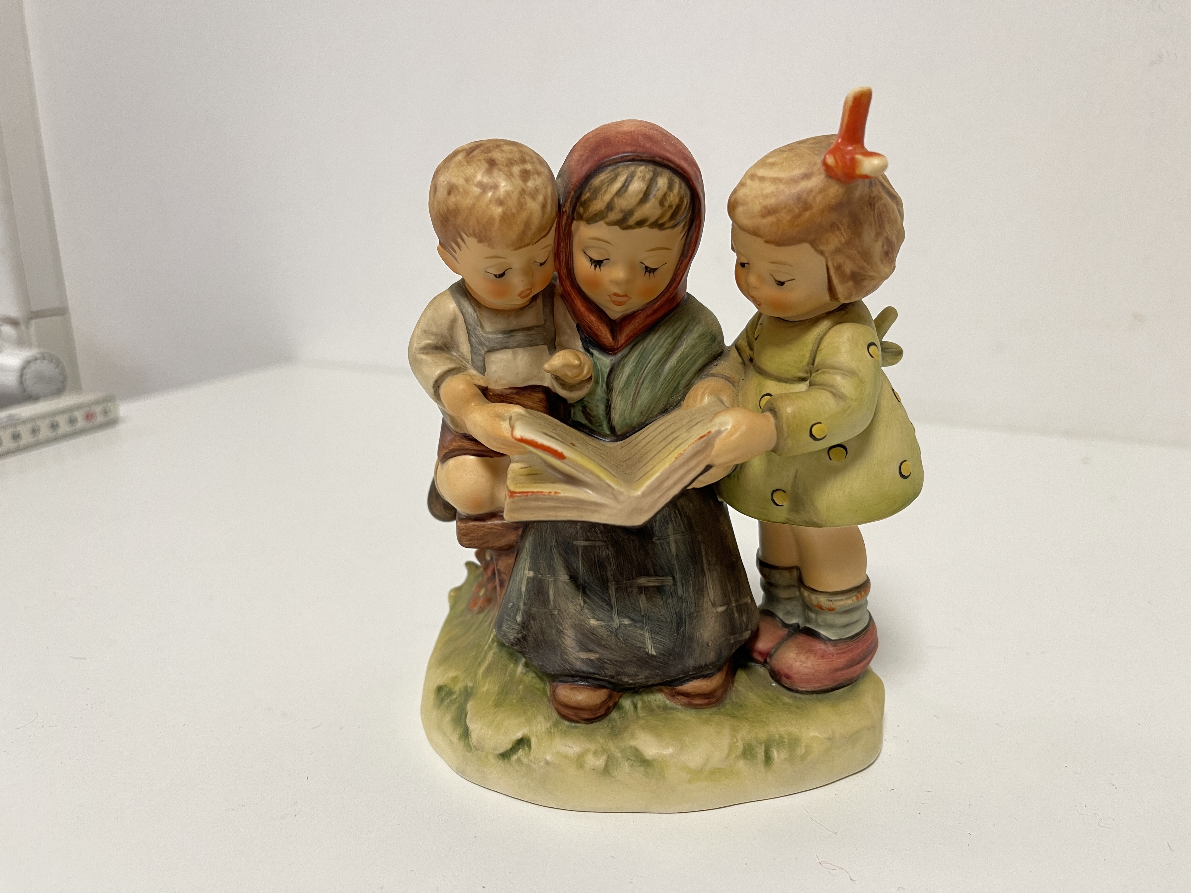 Hummel Figur 458 Märchenstunde 13 cm. 1 Wahl - Top Zustand 