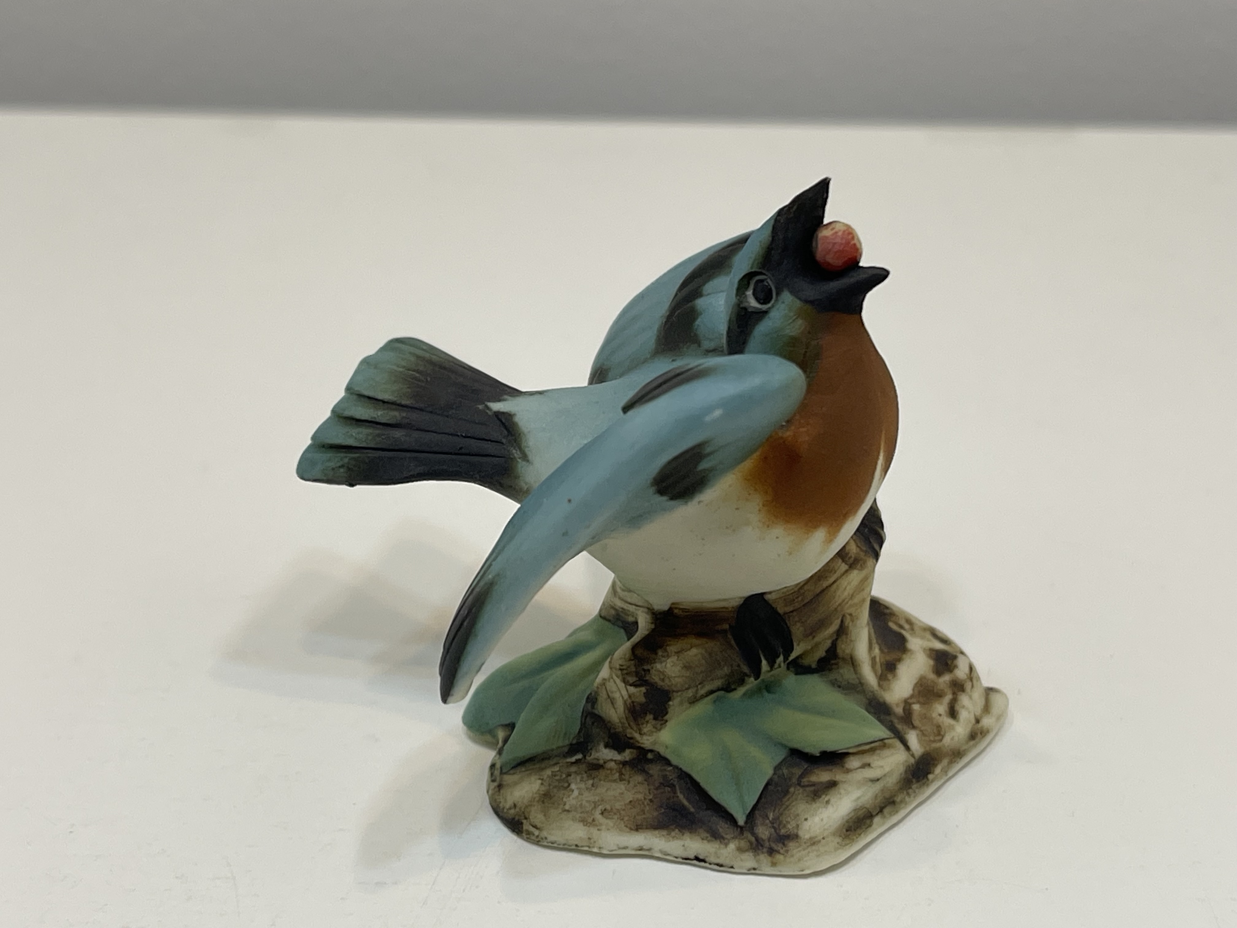 Porzellan Figur Sammler Figur Vogel 5 cm. Top Zustand    
