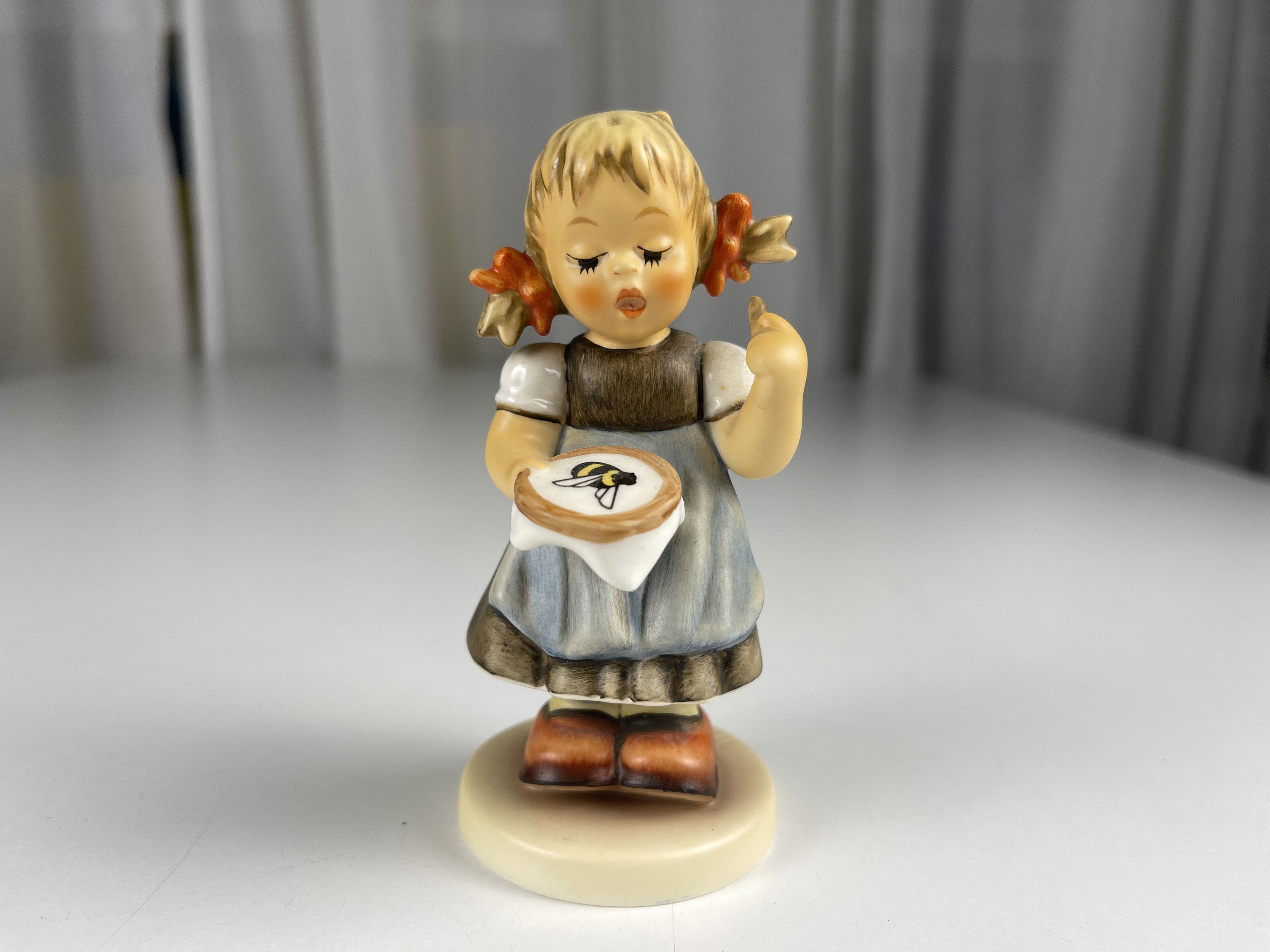 Hummel Figur 2107/A - Hab´s von Oma gelernt. 1 Wahl - Top Zustand 
