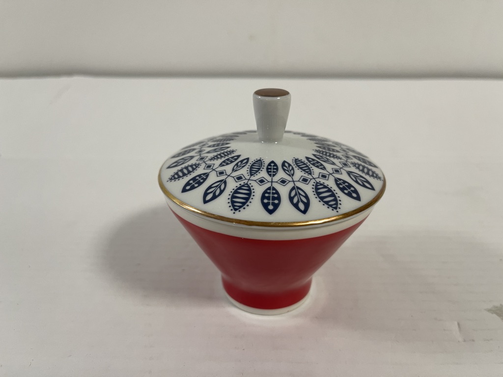 Sammler Porzellan  Deckeldose 10,5 cm. 1 Wahl - Guter Zustand