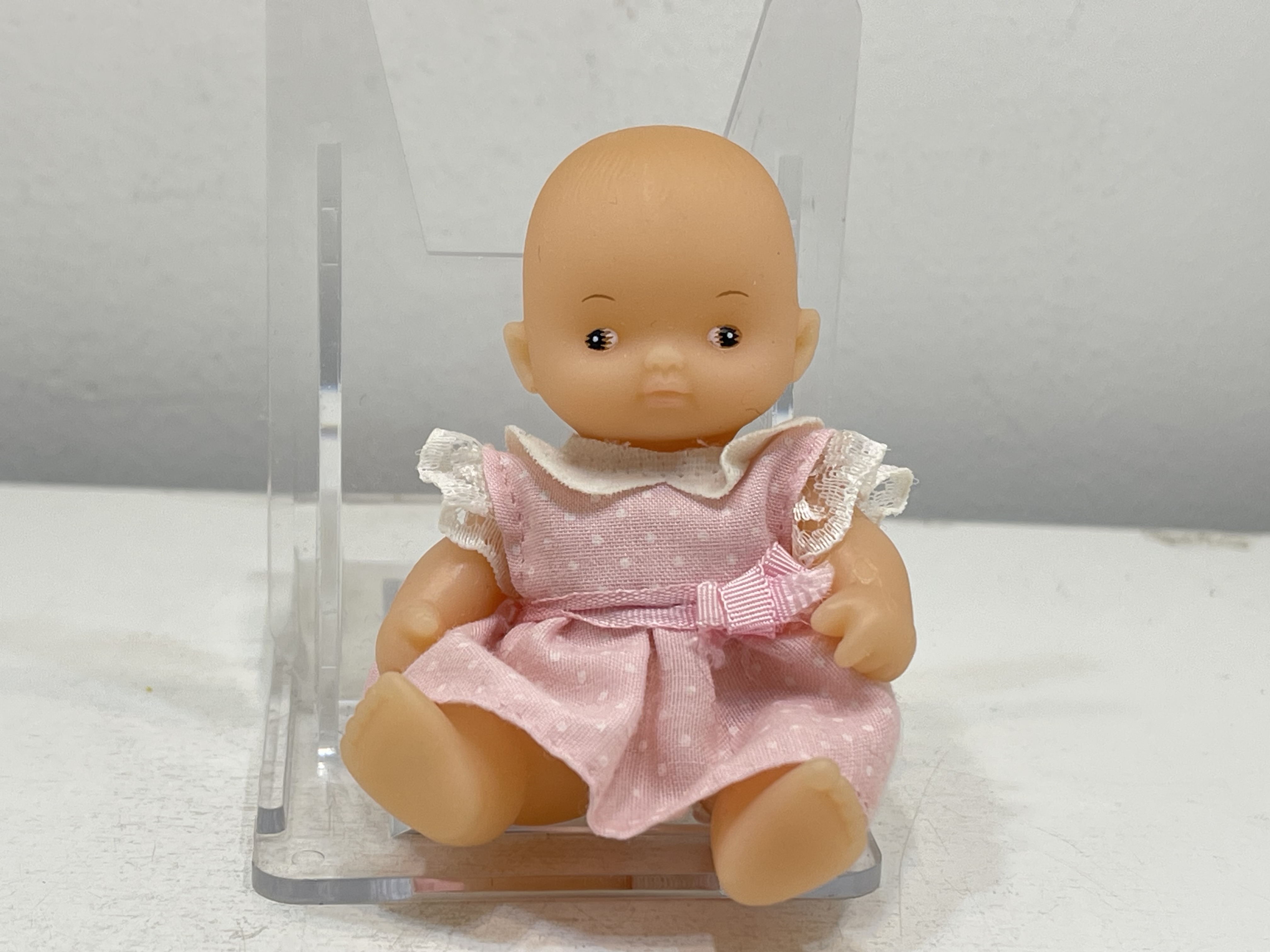 Sammler Vinyl Puppe 9 cm. Zustand siehe Fotos