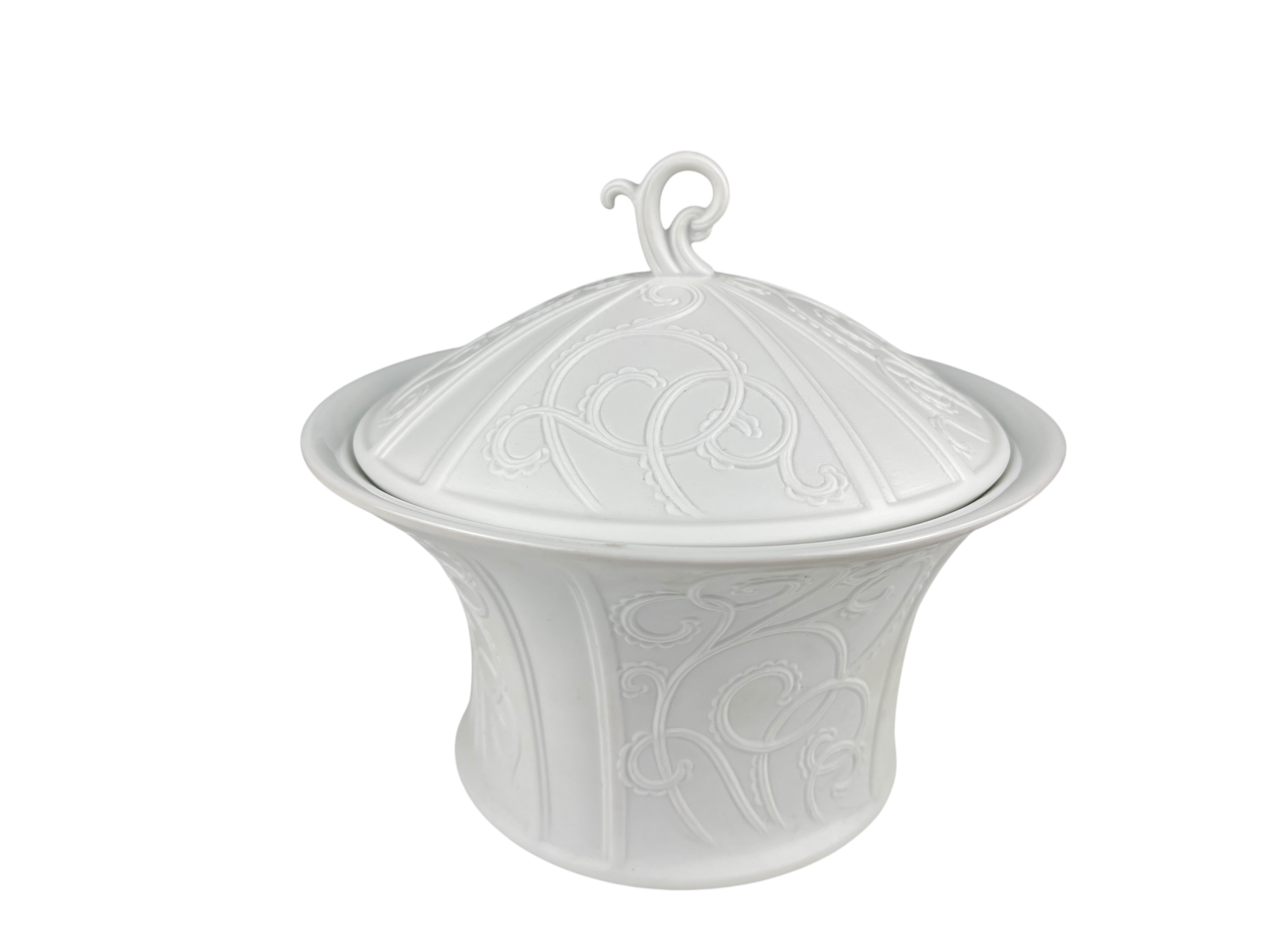 Kaiser Porzellan Deckeldose 17 x 18 cm. 1 Wahl - Top Zustand 