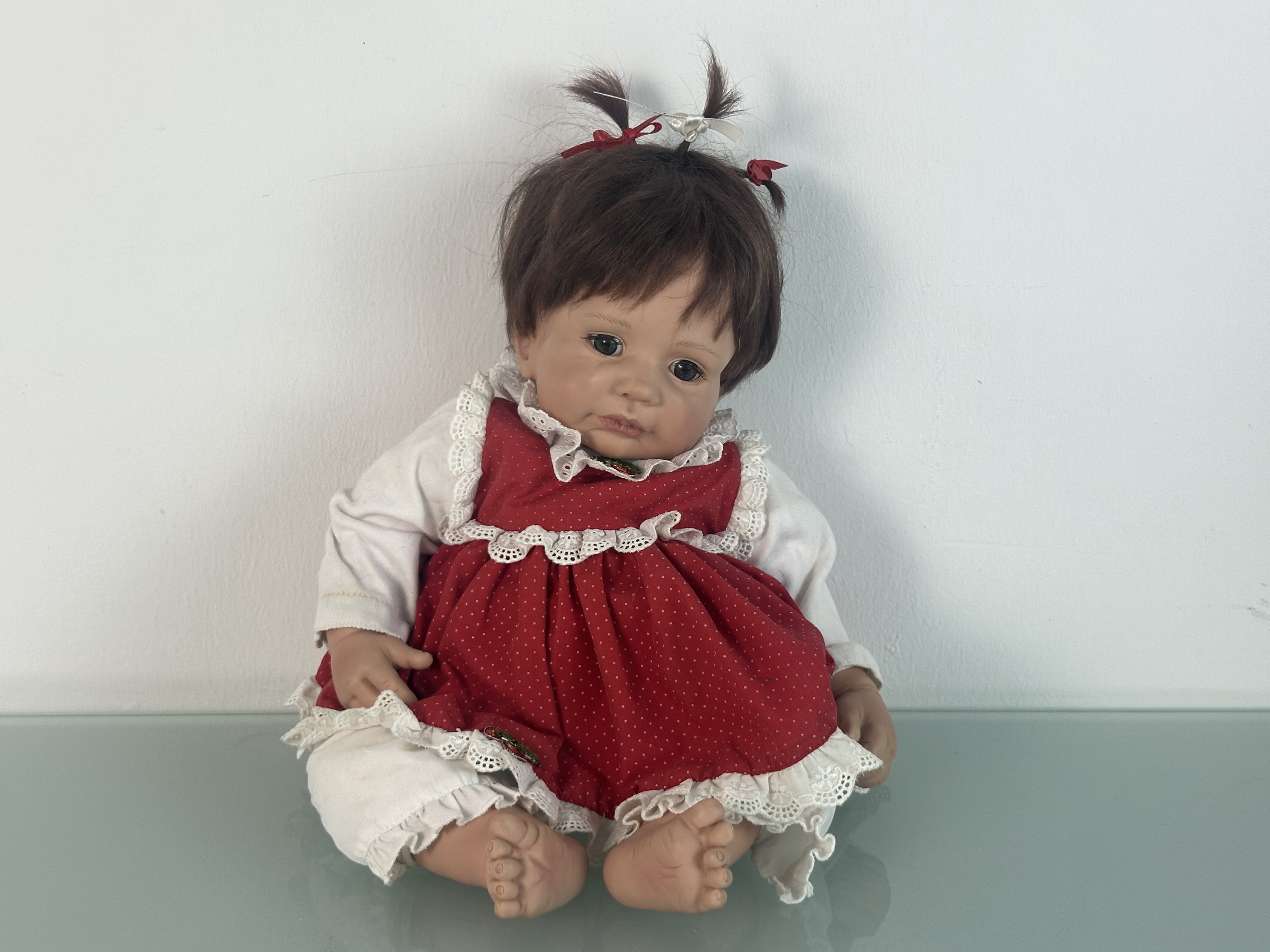 Künstlerpuppe Puppe Monika Levenig Vinyl Puppe 48 cm. Top Zustand