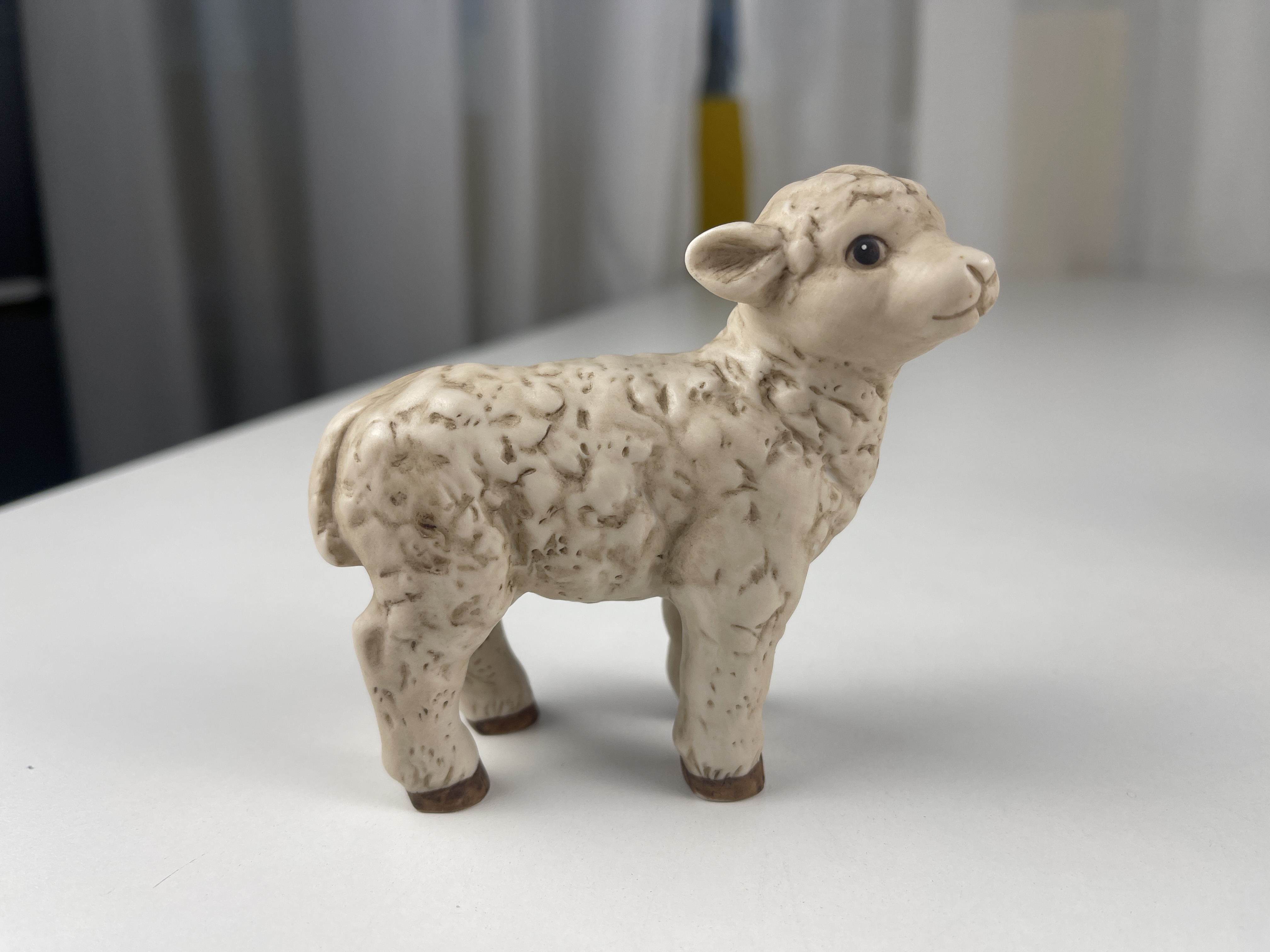  Goebel Figur Nina Marco Schaf 9 cm.- 1 Wahl. Top Zustand