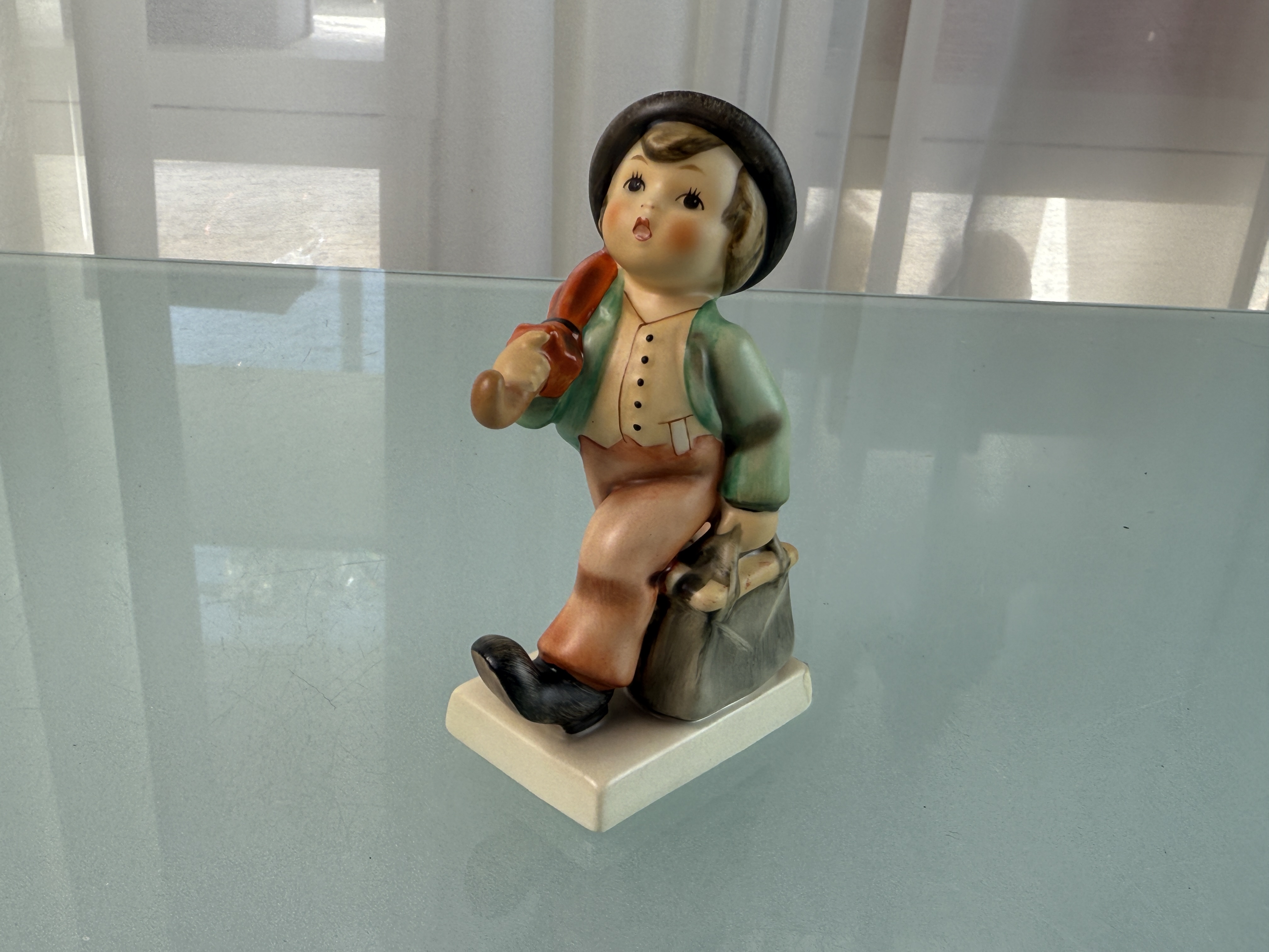 Hummel Figur 11 2/0 Wanderbub 11 cm. 1 Wahl. Top Zustand
