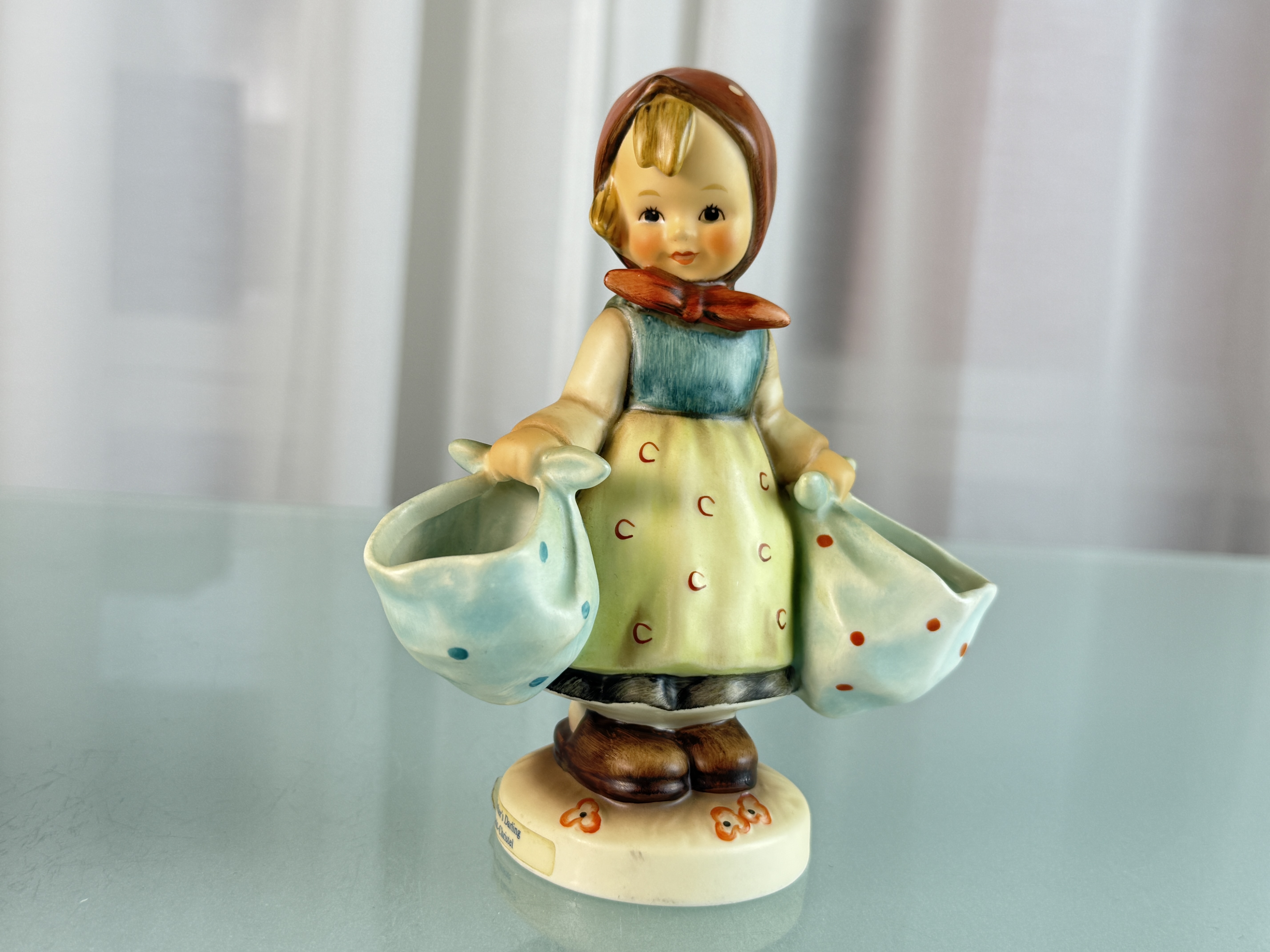 Hummel Figur 175 Markt Christel 14 cm. 1 Wahl, Top Zustand  