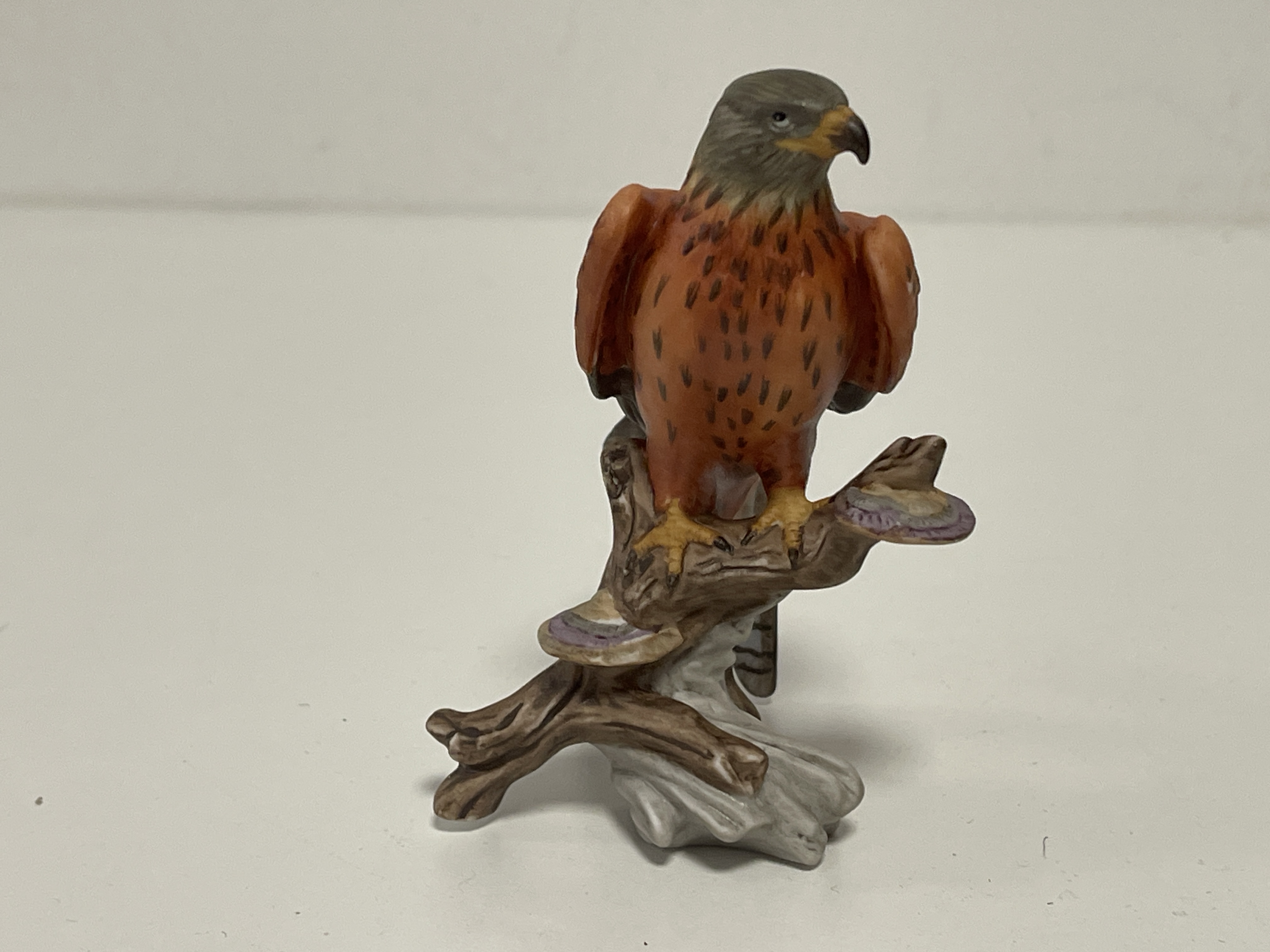 Goebel Figur Vogel 2000 des Jahres Rotmilan 9 cm Hoch. Top Zustand   