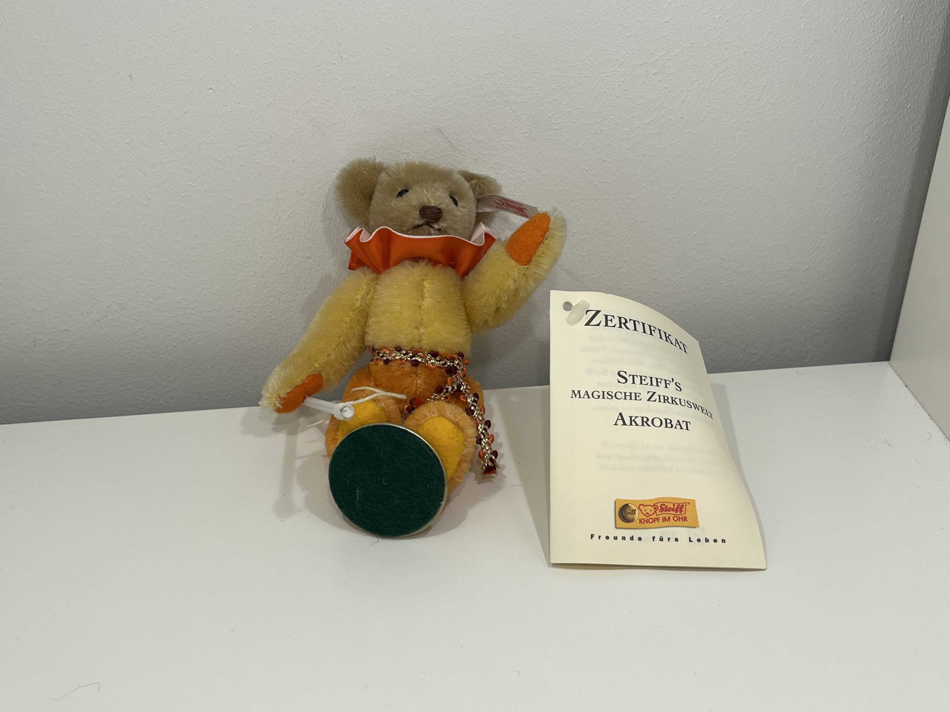 Steiff Tier Magische Zirkuswelt Akrobat 672736 14 cm.  Top Zustand mit Zertifikat