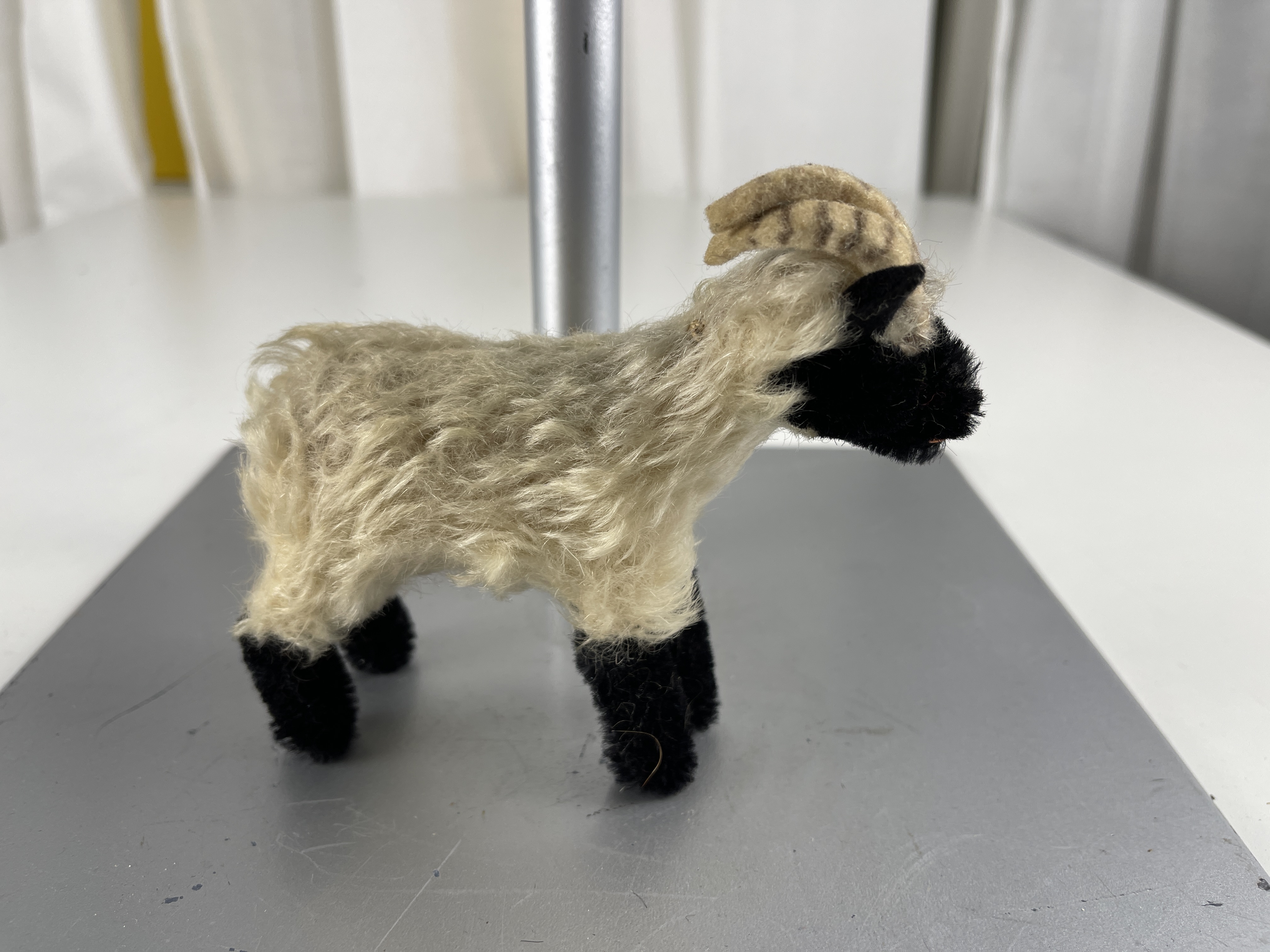 Steiff Tier Stofftier Sammler Steinbock 12 cm. Zustand siehe Fotos