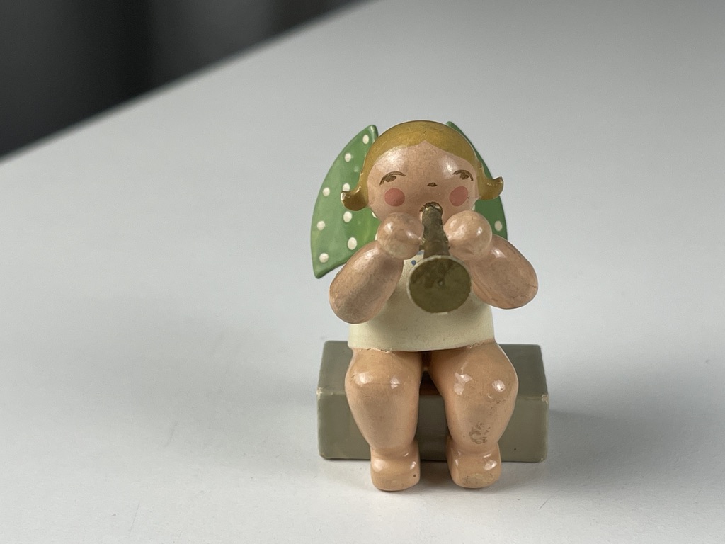 Wendt und Kühn Erzgebirge Figur Engel 5 cm. Zustand  siehe Fotos