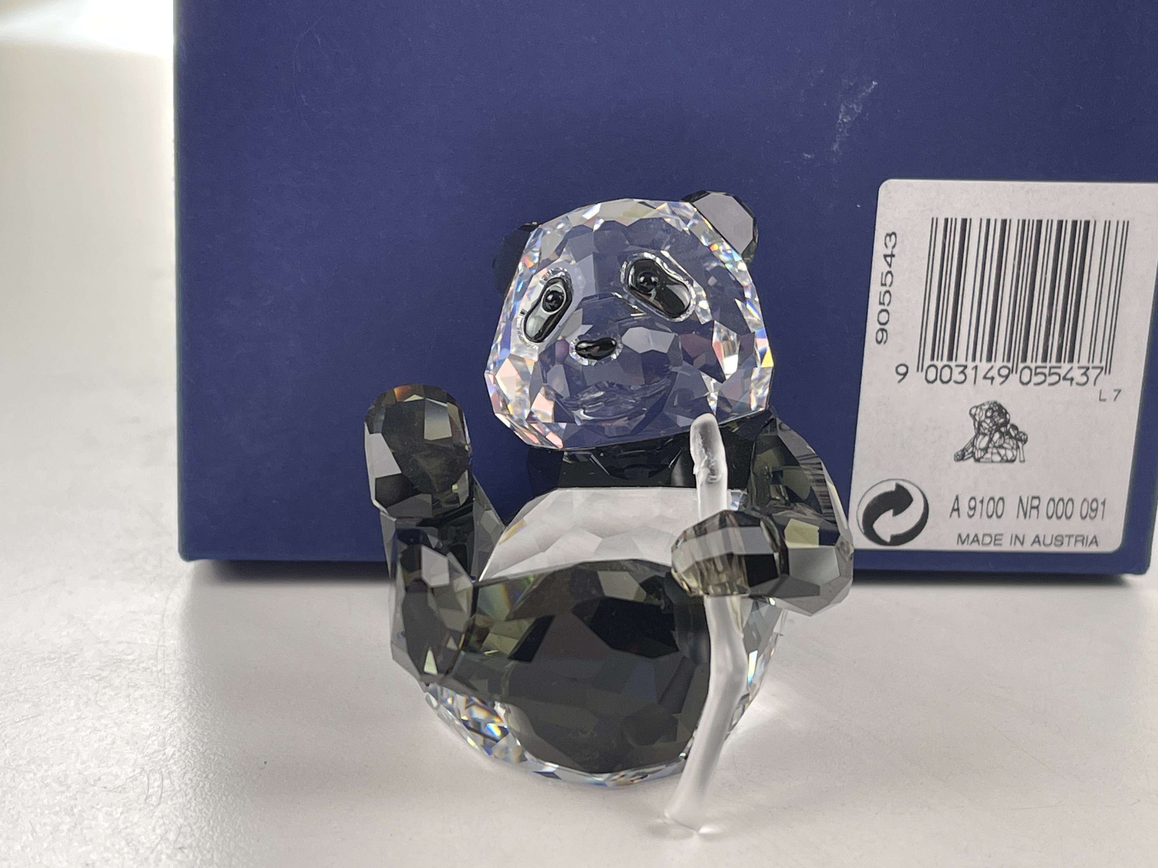  Swarovski Figur 905543 ScS Panda Baby 5 cm. Mit Ovp & Zertifikat. Defekt am Bambus