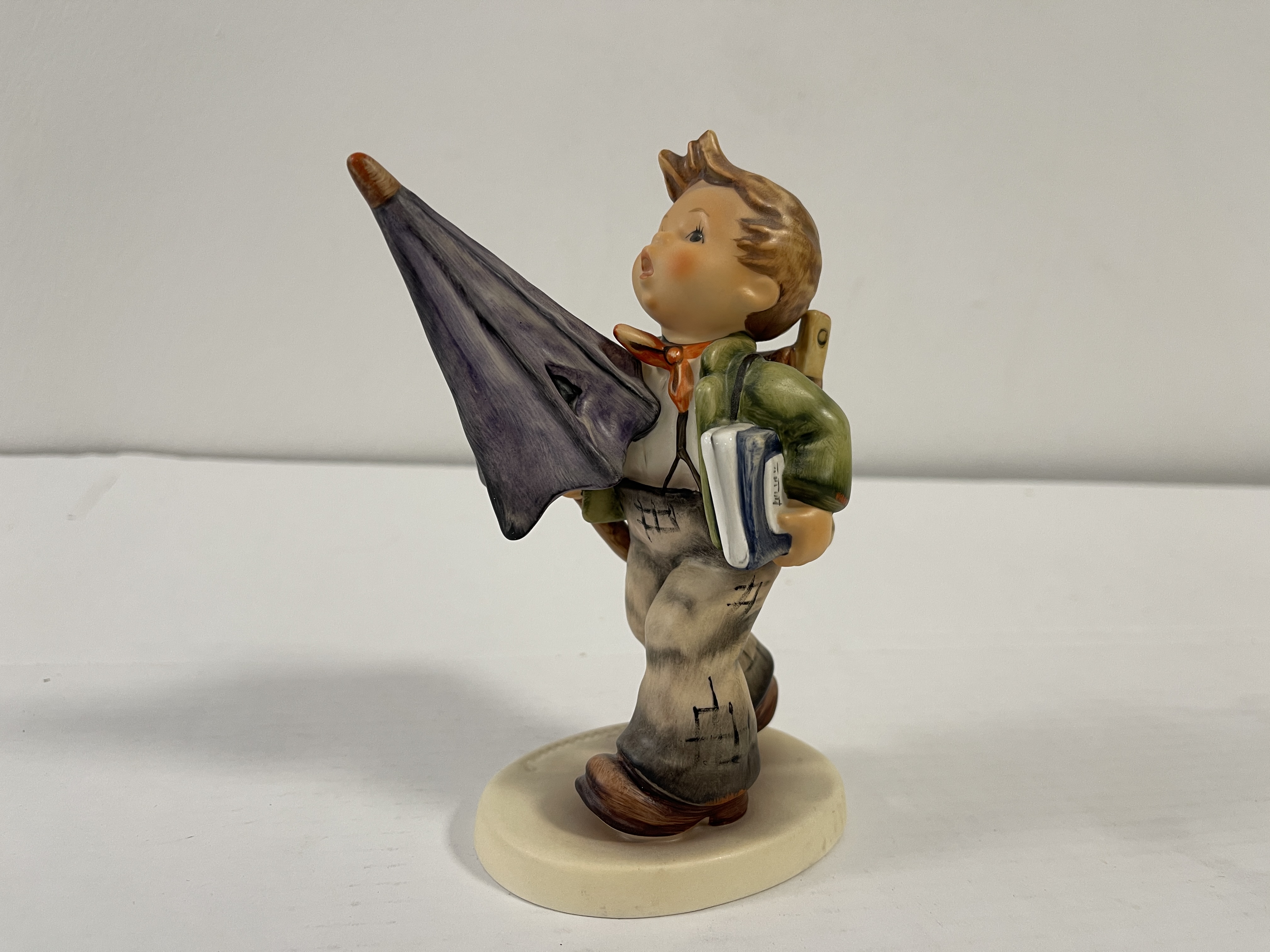Hummel Figur 420 Regnet´s ? 15 cm. 1 Wahl. Top Zustand  