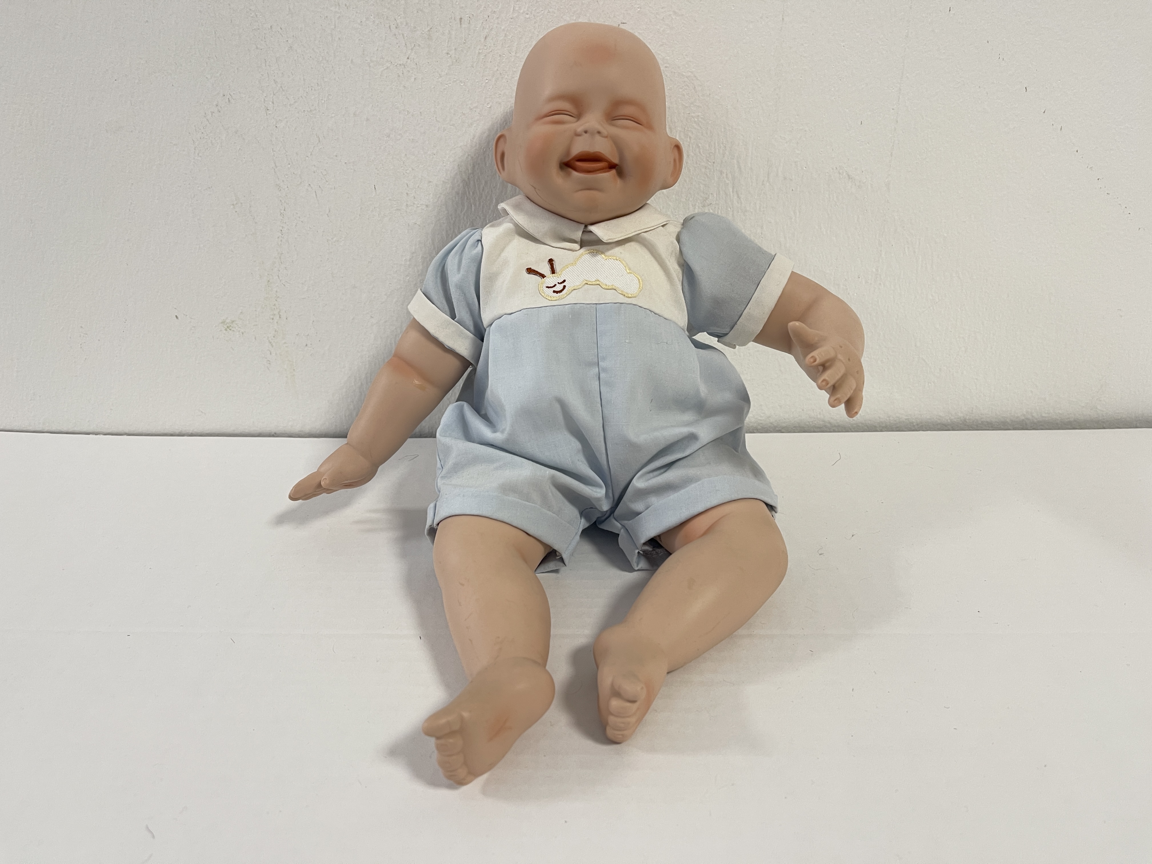 Künstlerpuppe Sammler Porzellan Puppe 34 cm. Zustand siehe Fotos 