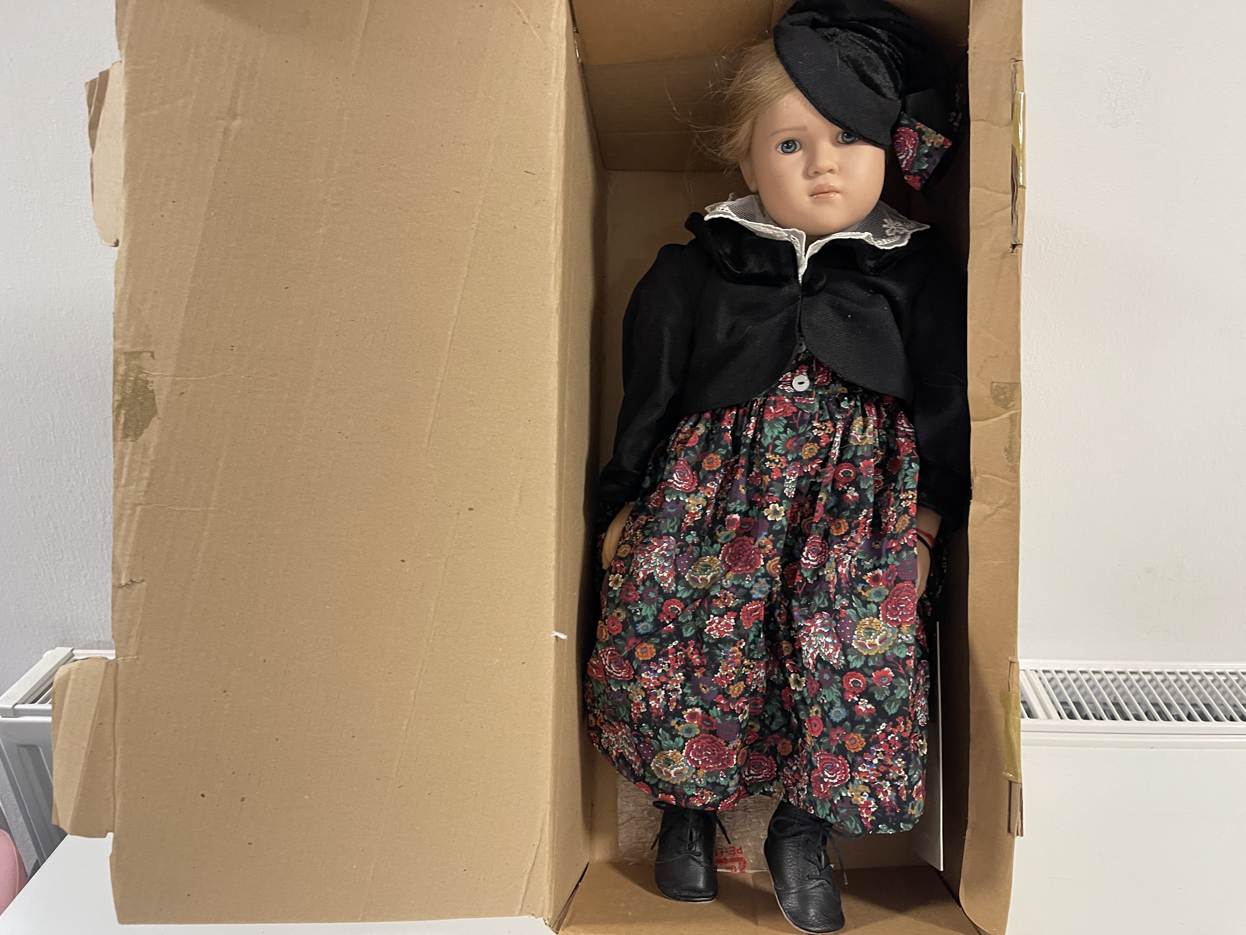 Sigikid Sabine Esche Künstlerpuppe Vinyl Puppe 58 cm. Top Zustand 