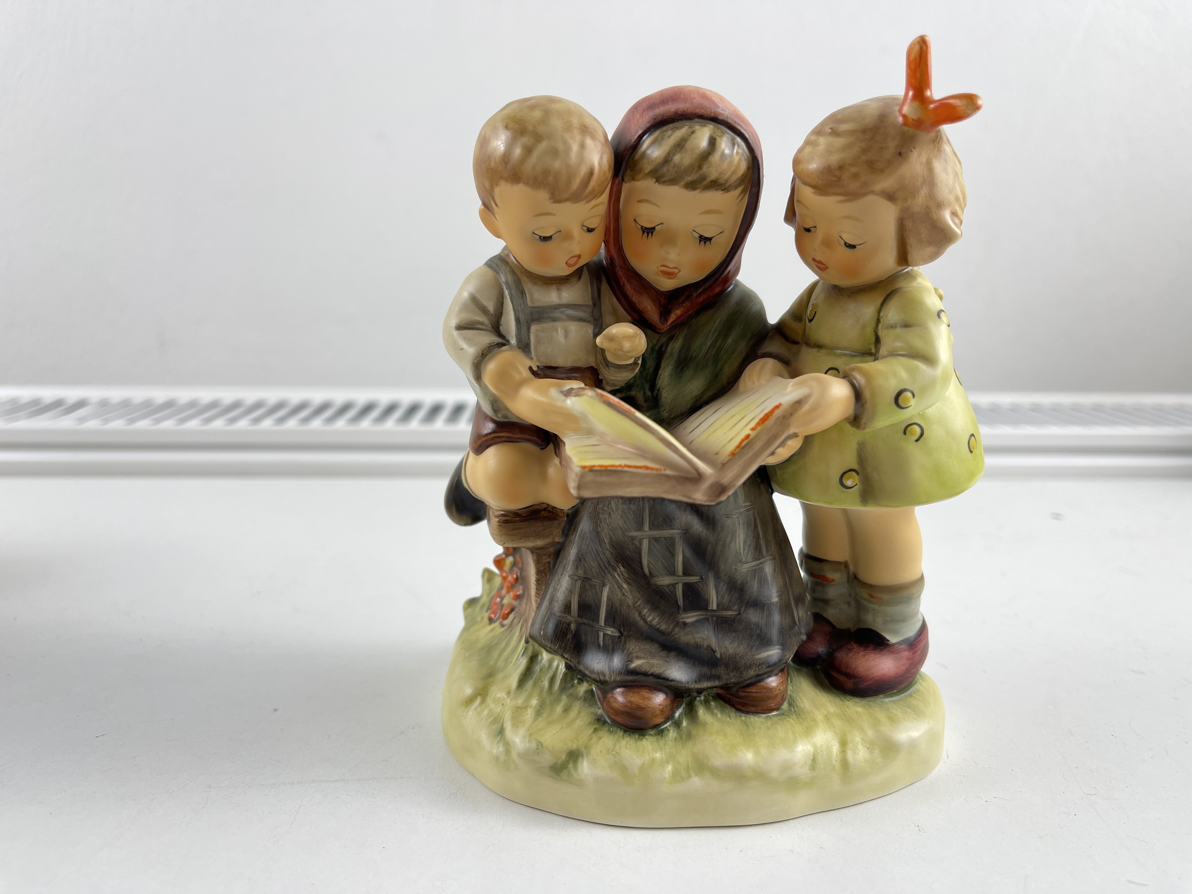 Hummel Figur 458 Märchenstunde 13 cm. 1 Wahl - Top Zustand 