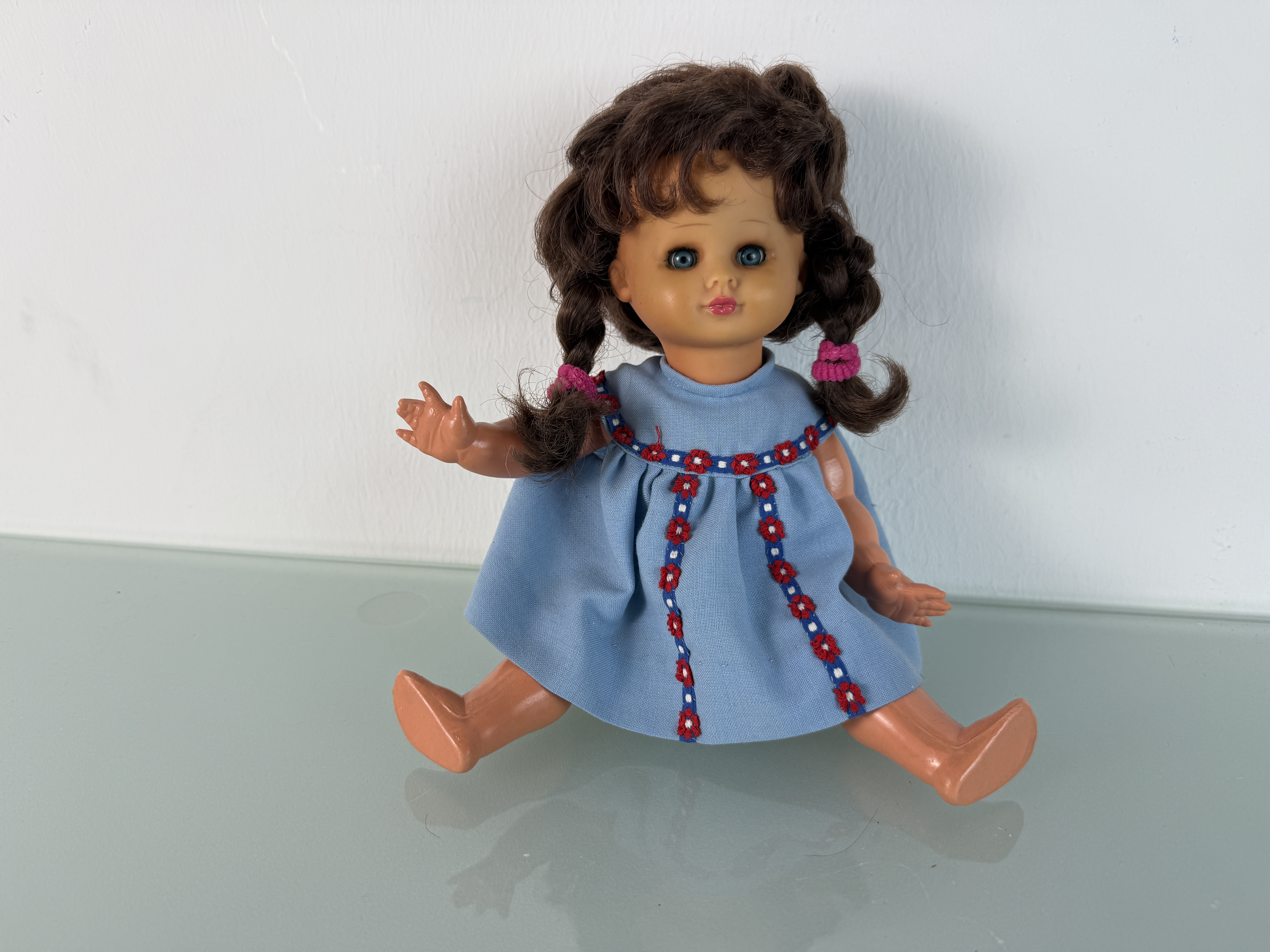 Künstlerpuppe Vinyl Puppe 26 cm Zustand siehe Fotos