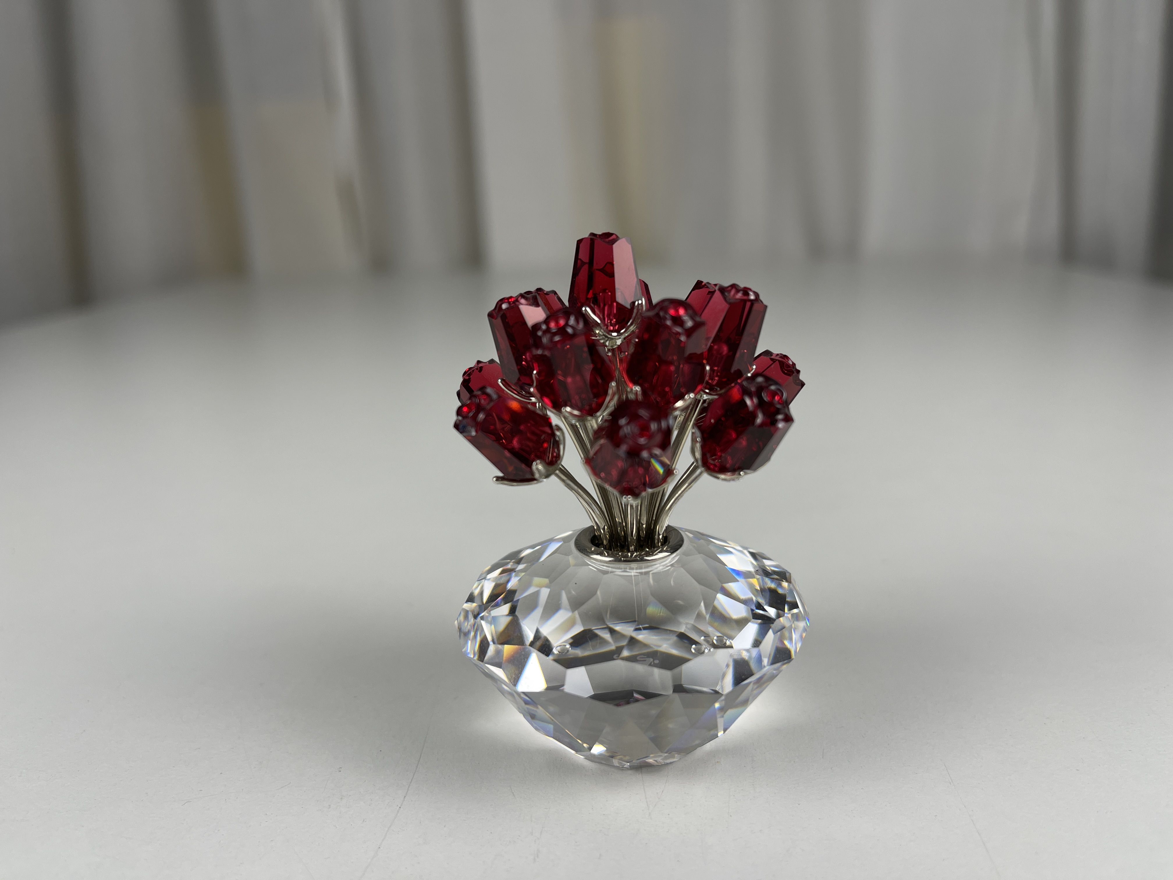 Swarovski Figur 283394 Rote Rosen Vase 7,3 cm. - Top Zustand 