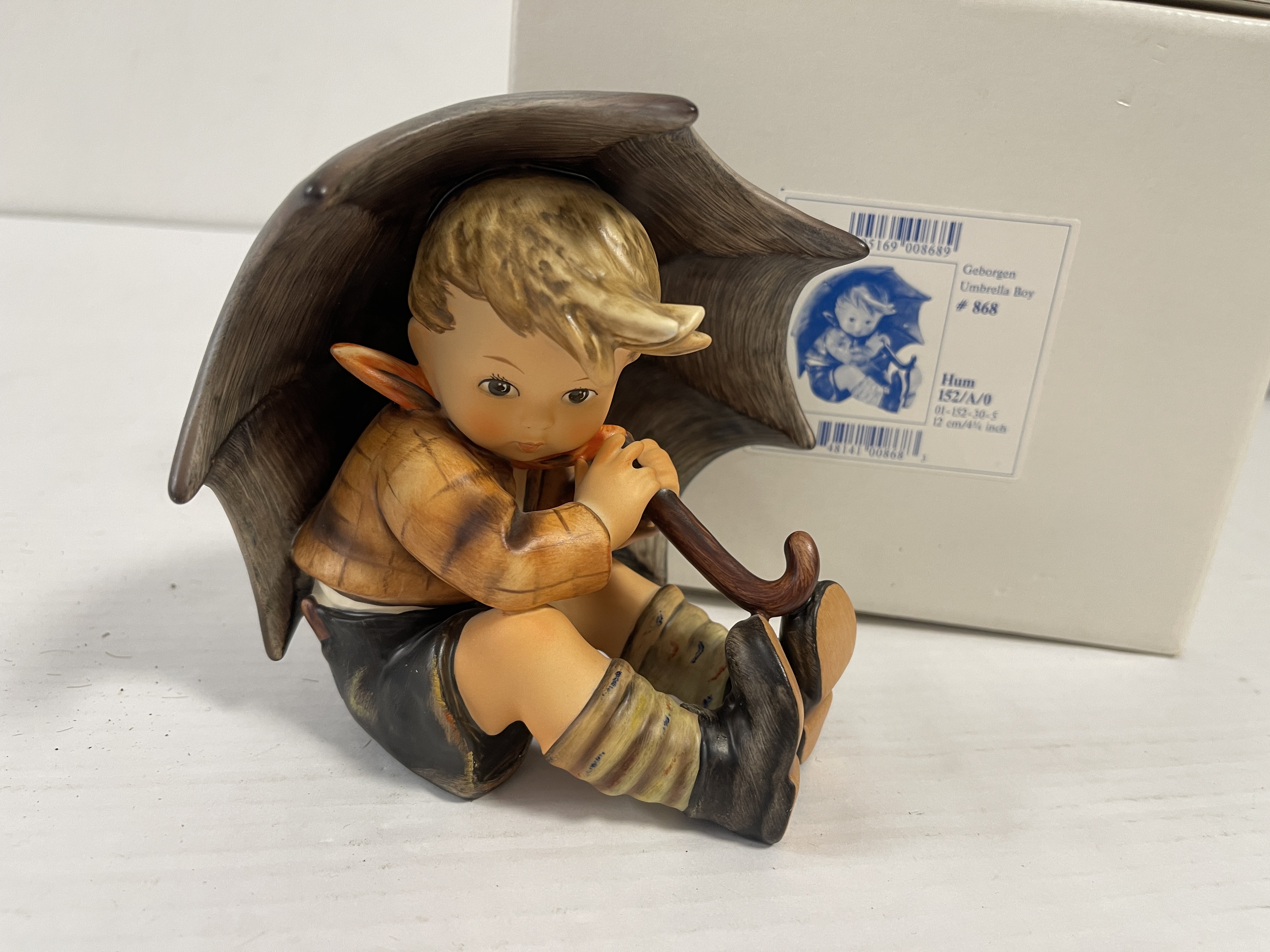 Hummel Figur 152/0A. Geborgen Junge 12,5 cm. 1 Wahl. Top Zustand  OVP