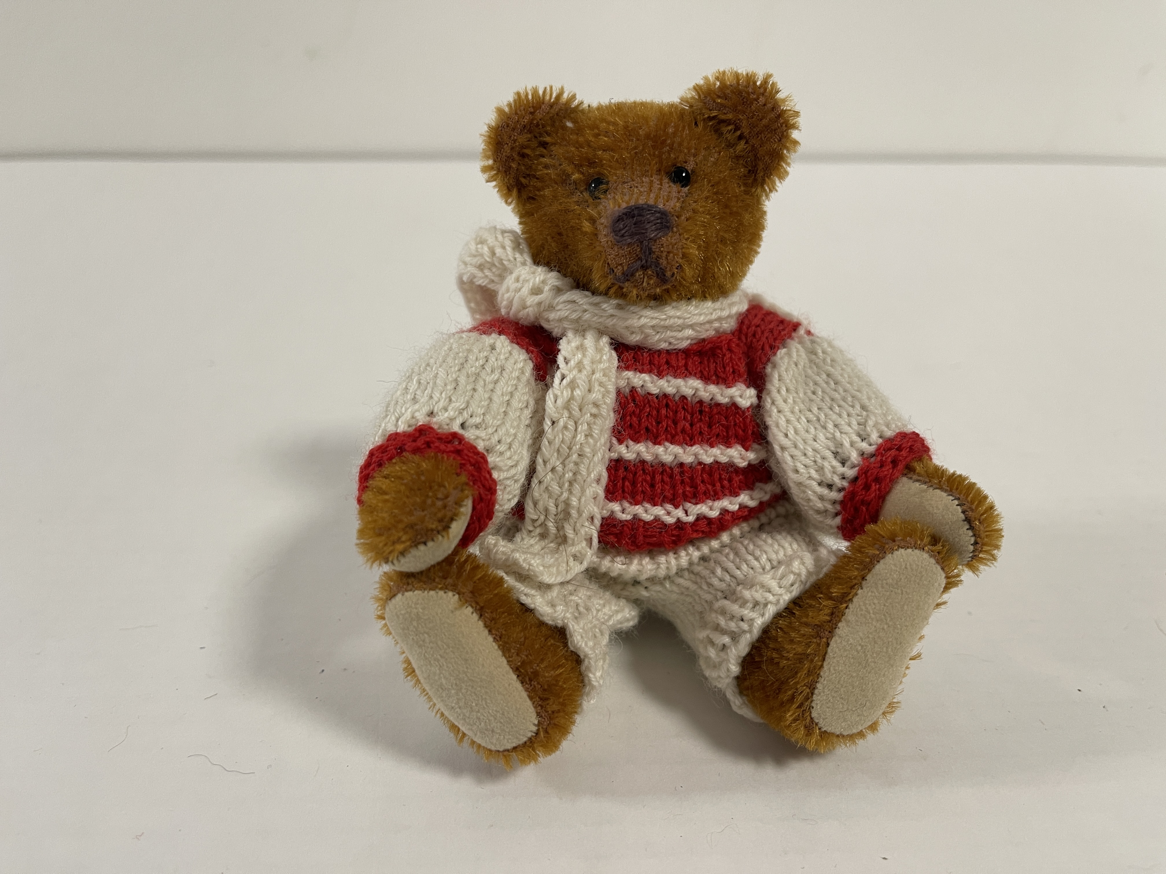 Künstlerbär Teddybär 15 cm. Top Zustand.    