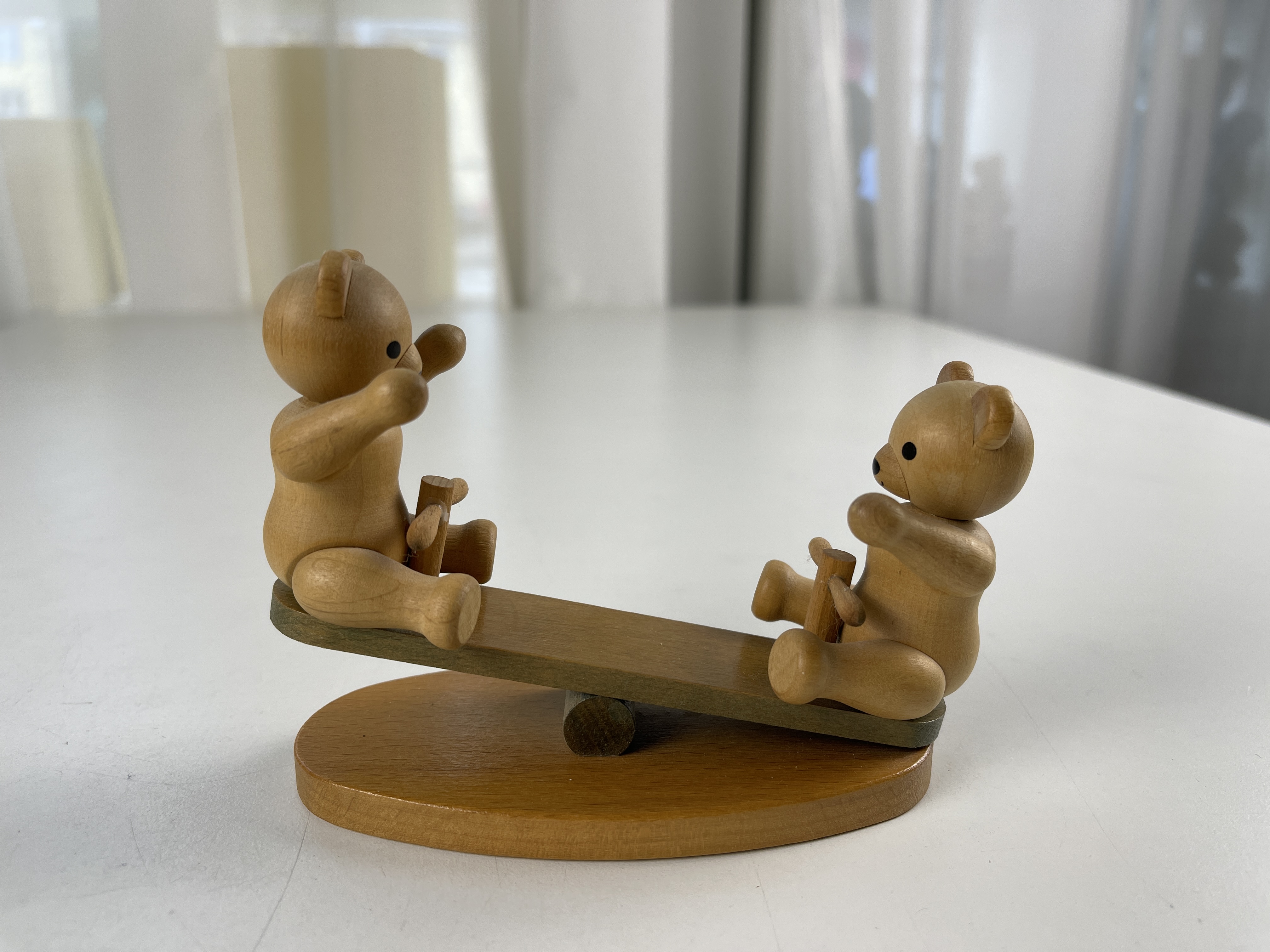 KWO Figur Holz Bären 9,5 x 12 cm. Top Zustand 