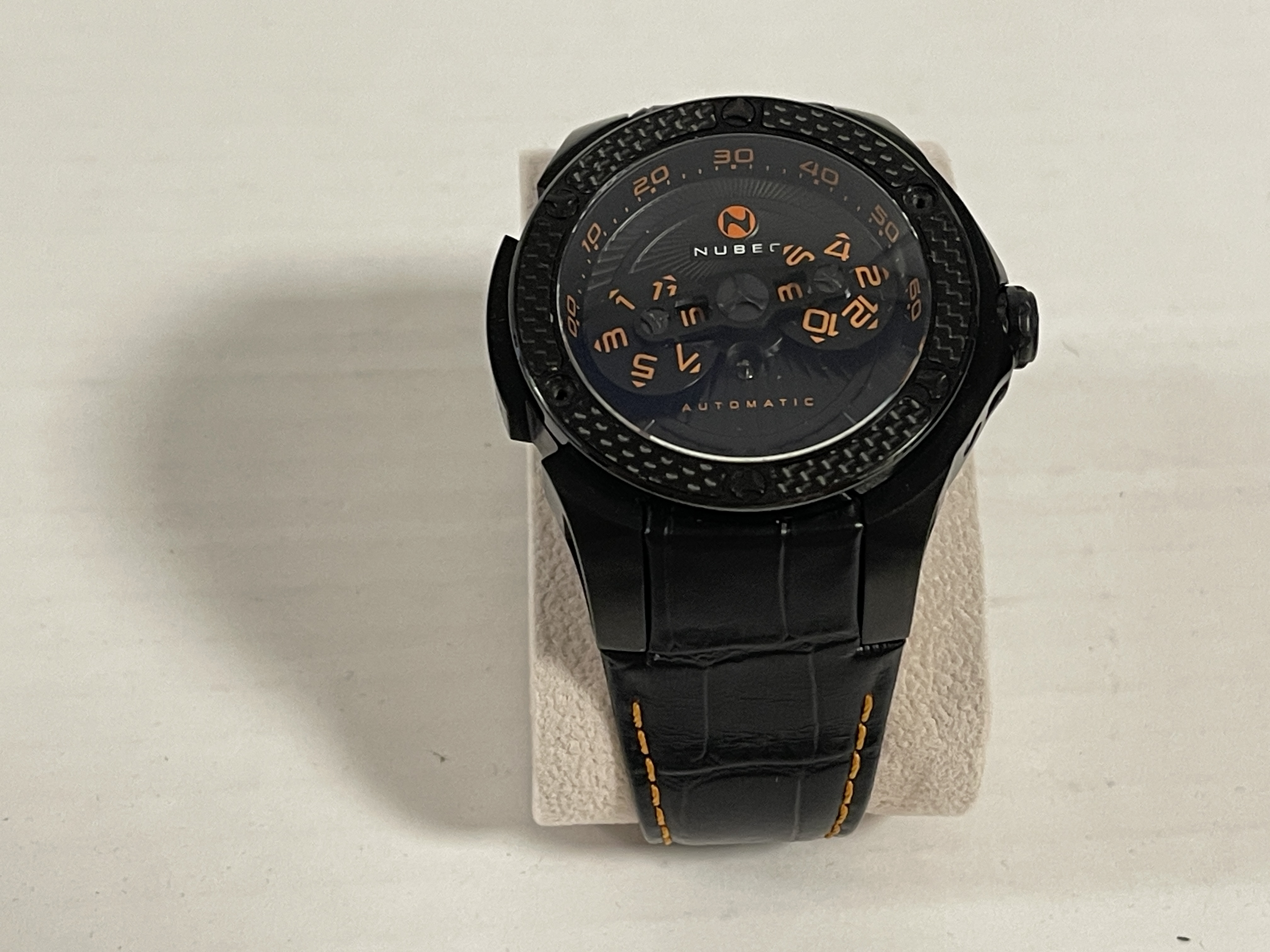 NUBEO Herren Armbanduhr Automatic guter Zustand siehe Fotos 