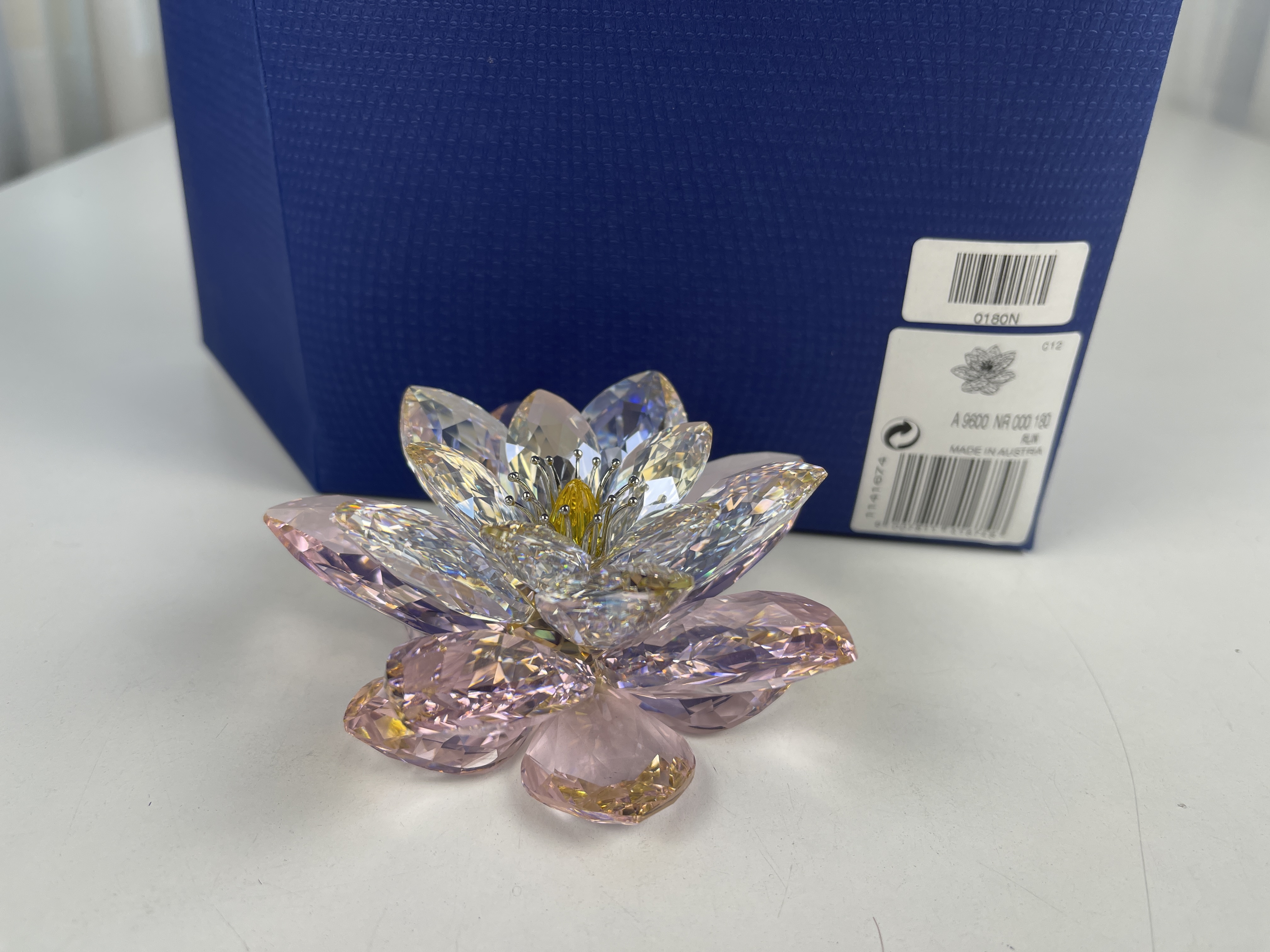 Swarovski Figur 1141674 Seerose 8,7 x 4,x3 cm. - Top Zustand & OVP + Zertifikat 