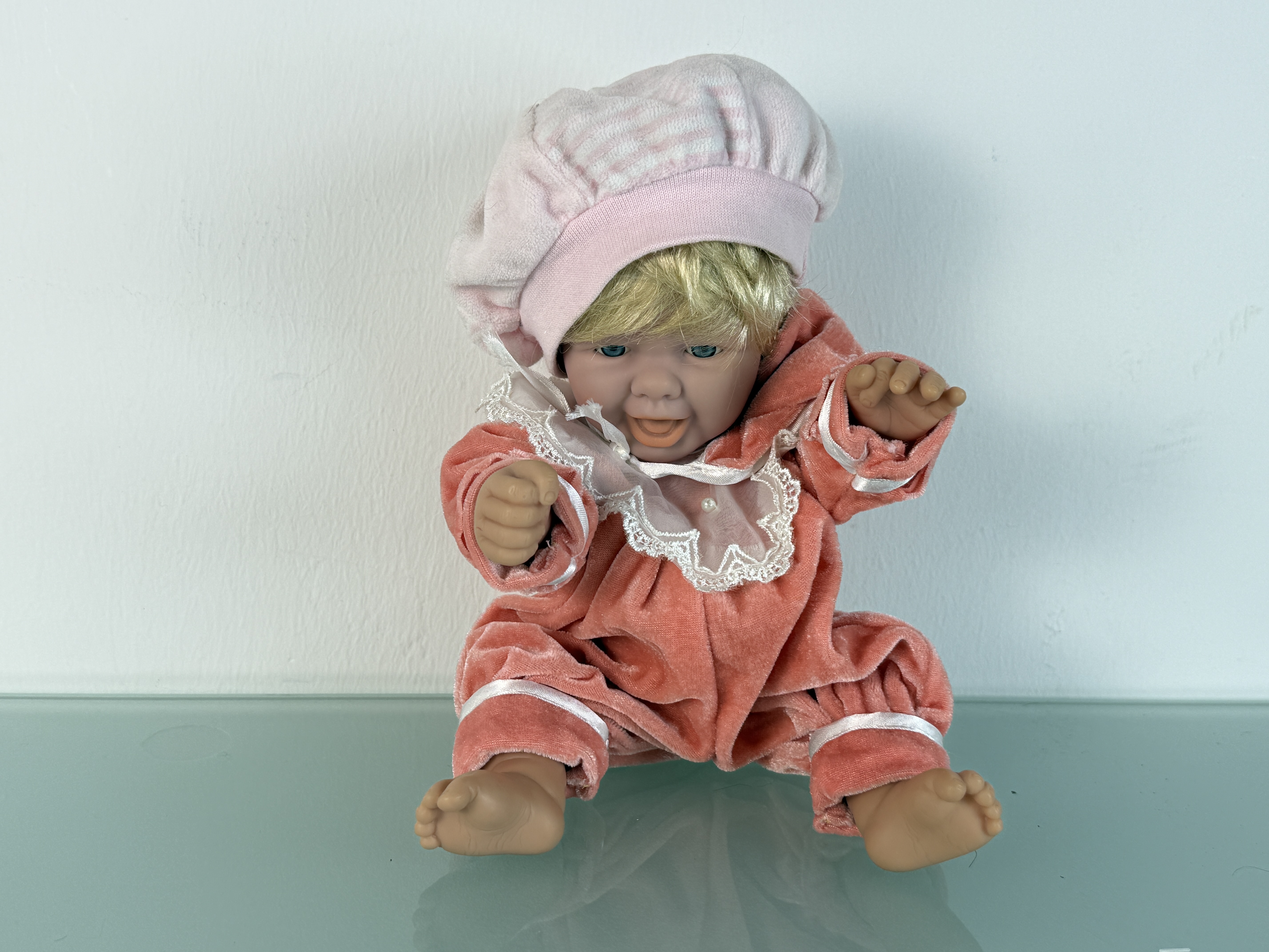 Künstlerpuppe Vinyl Puppe 32 cm Top Zustand  