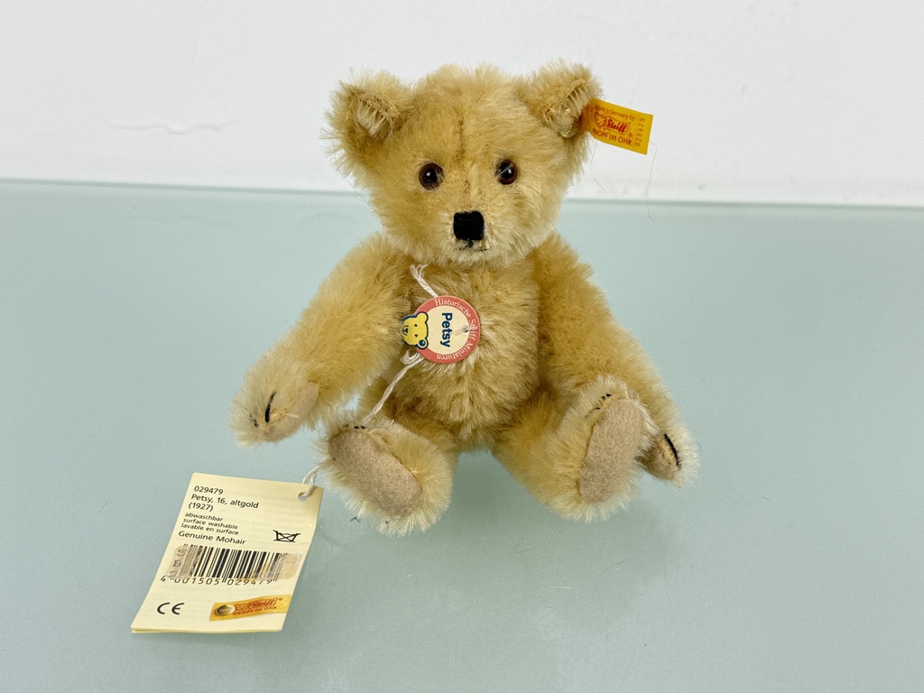 Steiff Tier 029479 Petsy Teddy Bär 16 cm. Top Zustand.  Steiff Tier 029479 Petsy Teddy Bär 16 cm. Top Zustand.