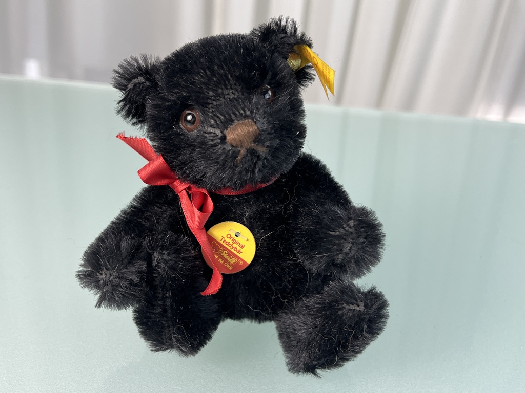 Steiff Tier 030543 Schwarz Teddy 15 cm. Top Zustand 