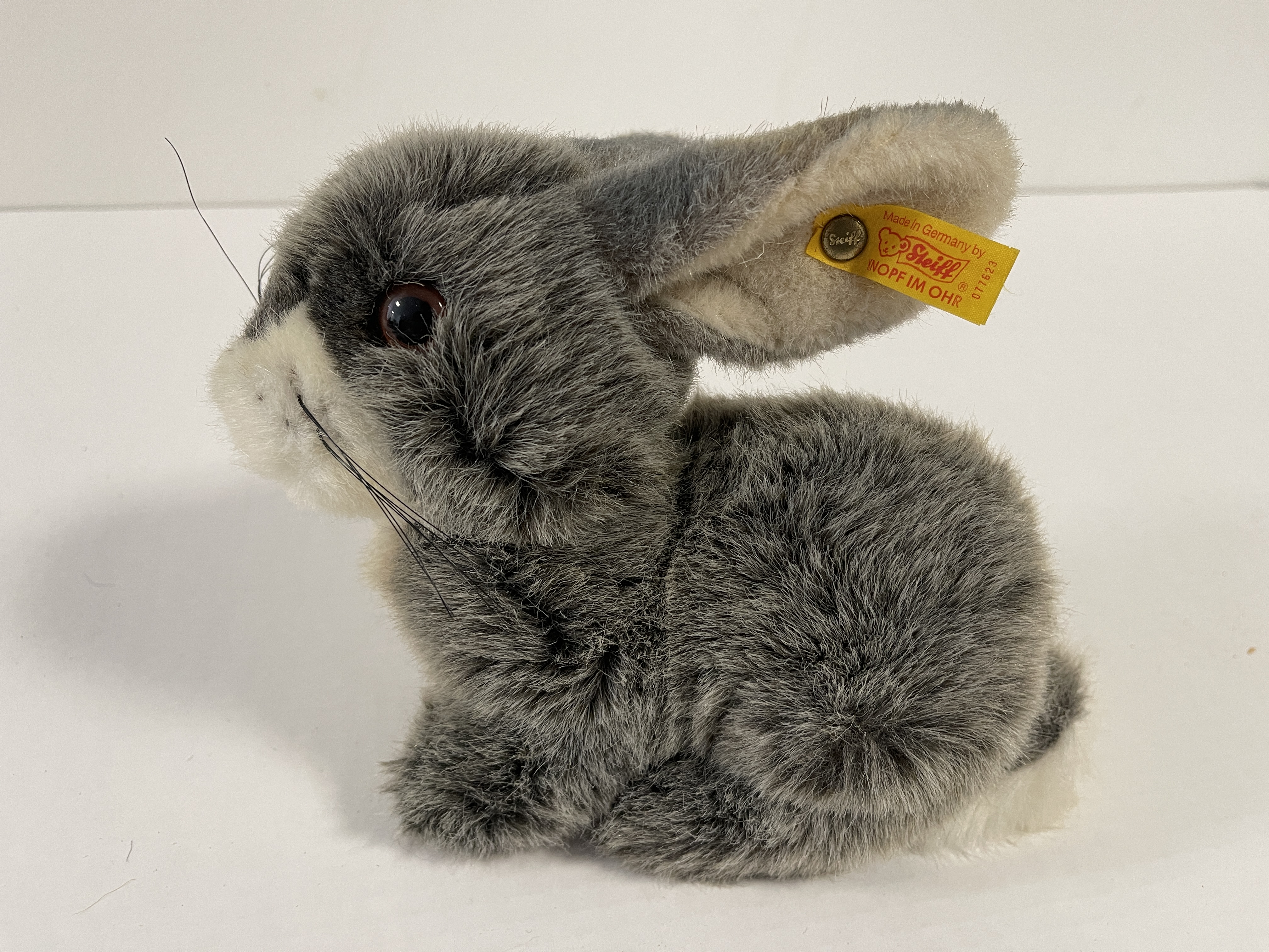 Steiff Tier 077623 Hase 16 x 17 cm. Top Zustand 