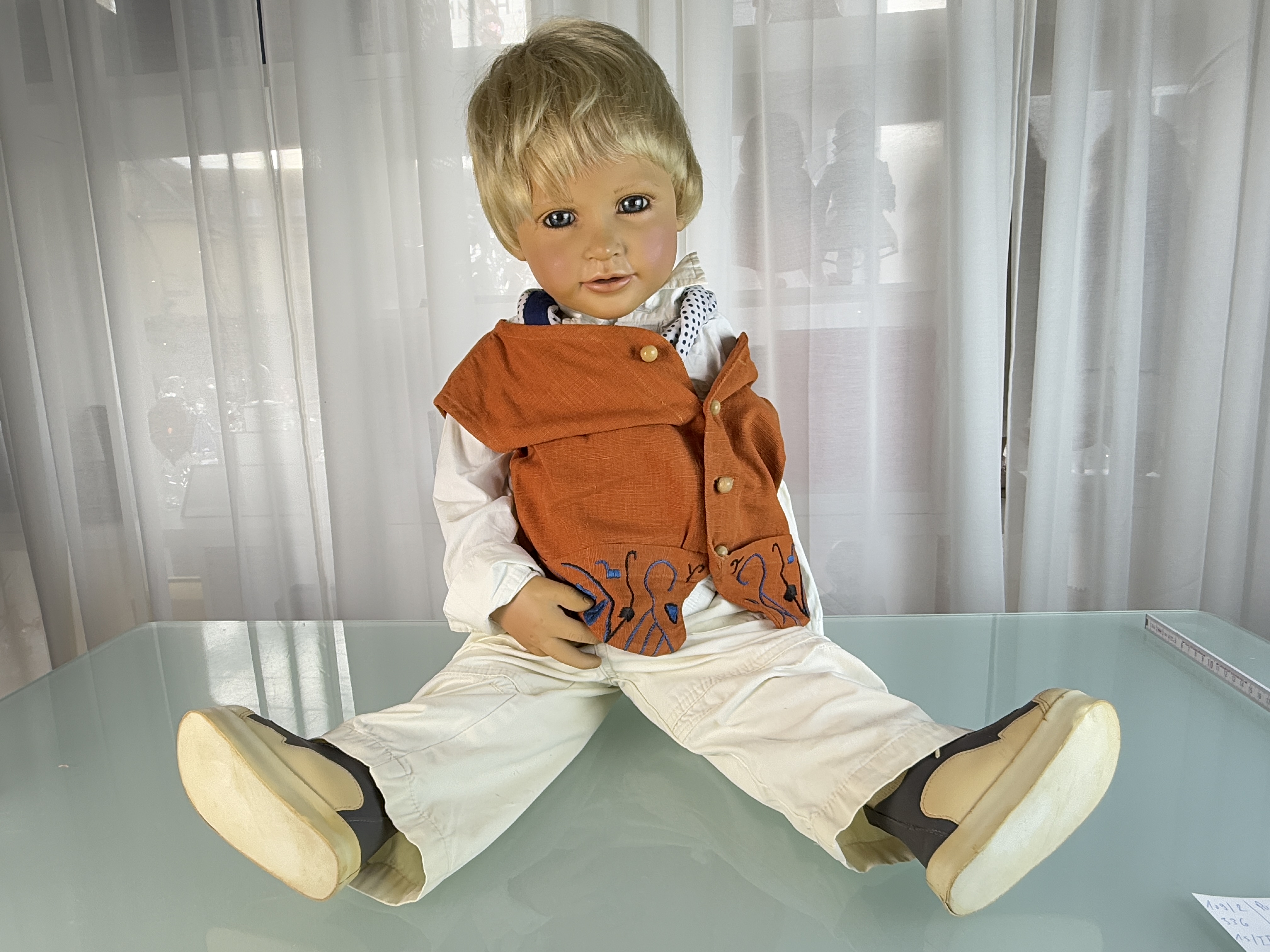 Susan Lippl Künstlerpuppe Vinyl Puppe 75 cm Defekt Raucherhaushalt 