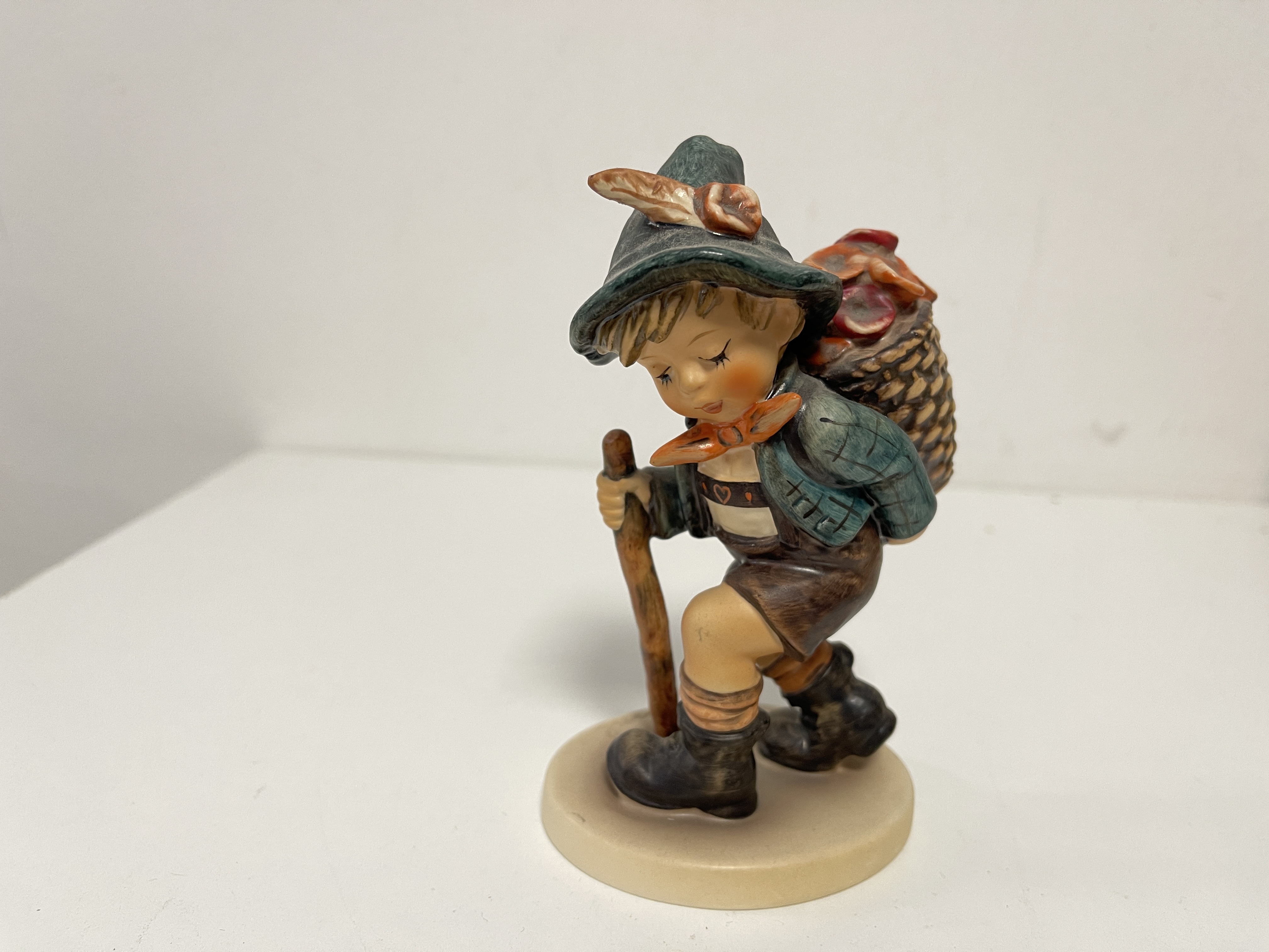  Hummel Figur 381 Zum Blumenmarkt 13,5 cm. 2 Wahl. Top Zustand 
