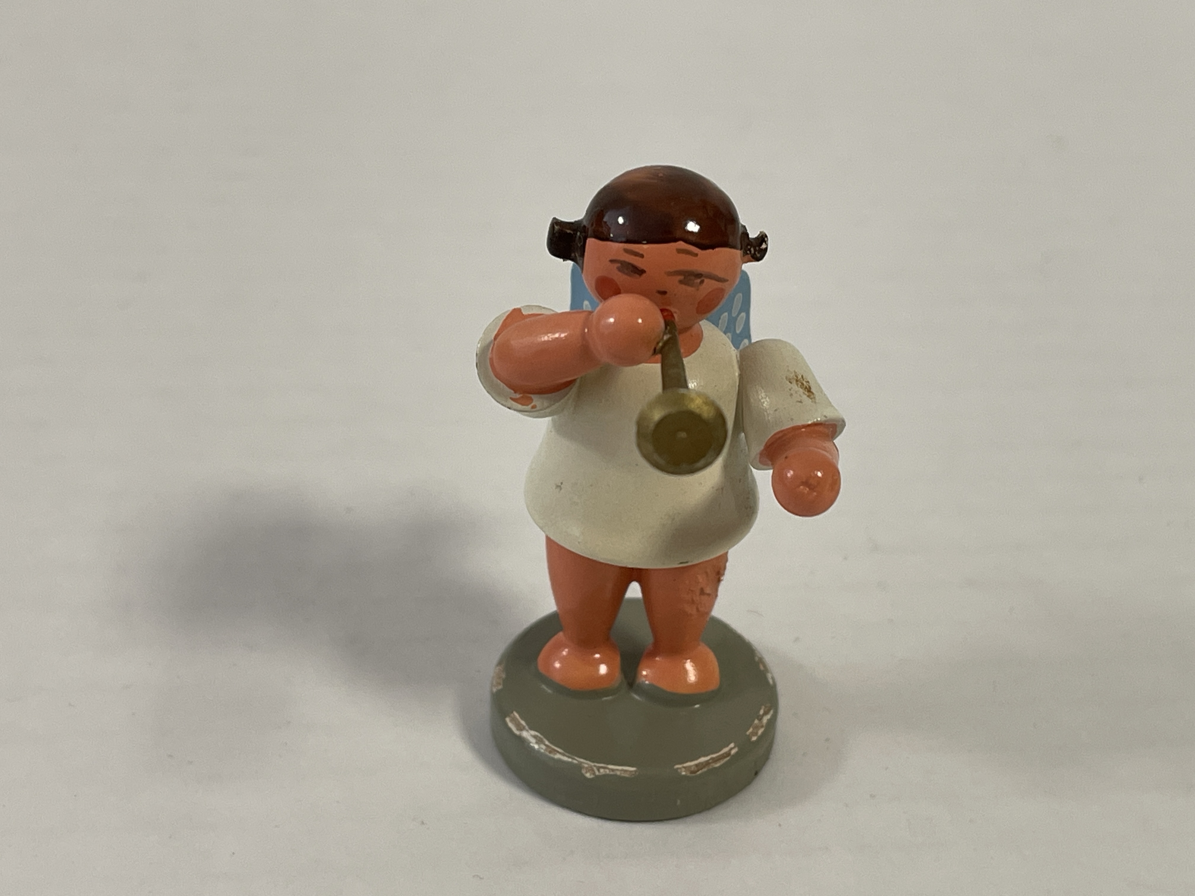  Erzgebirge Figur Engel 6 cm. Zustand siehe Fotos 