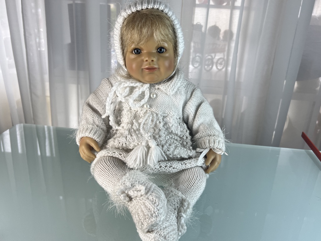 Künstlerpuppe  Regina Swialkowski Vinyl Puppe 52 cm. Top Zustand  Künstlerpuppe  Regina Swialkowski Vinyl Puppe 52 cm. Top Zustand