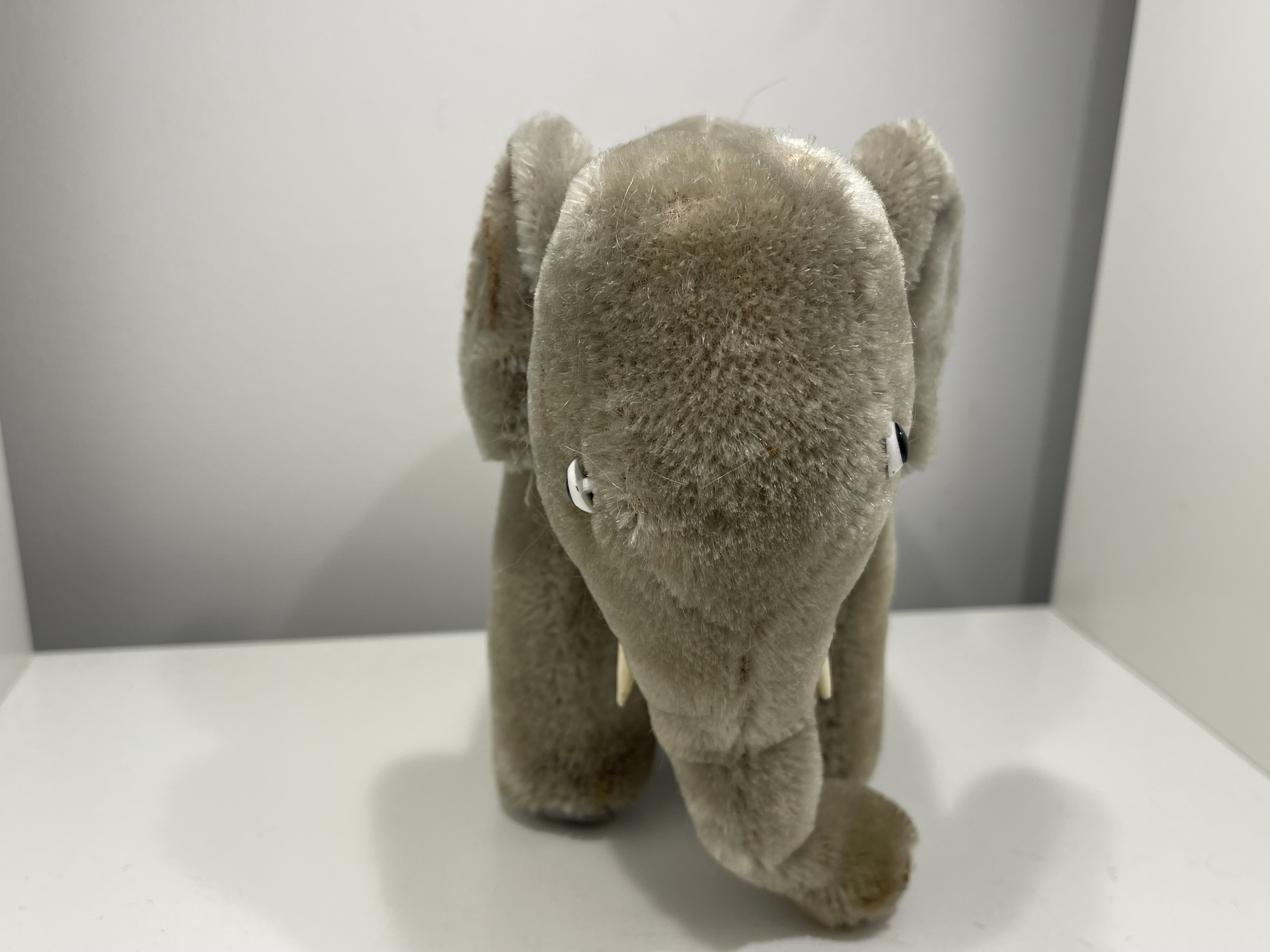 Steiff Tier Stofftier Elefant 18 x 18 cm. Top Zustand  