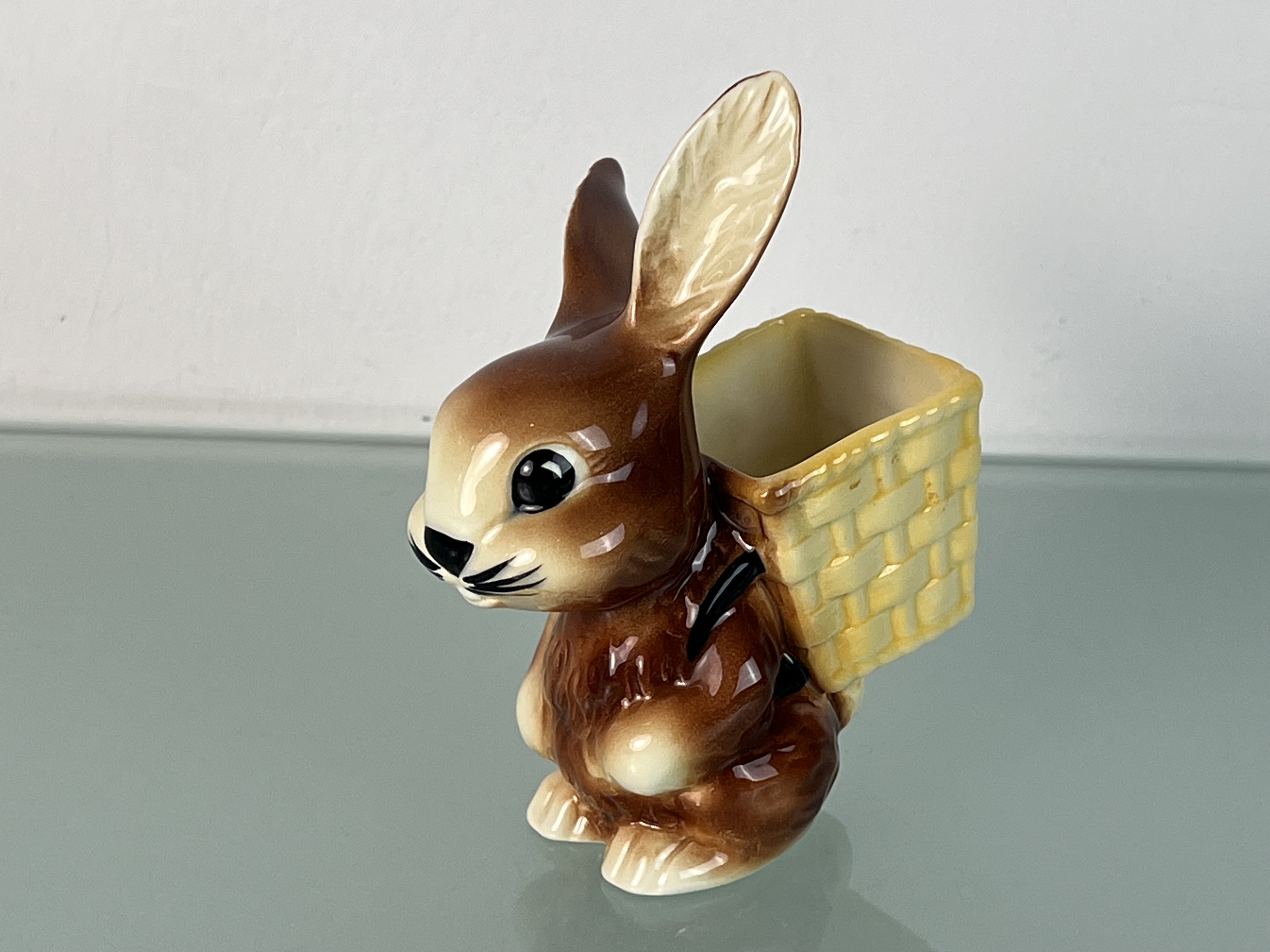 Goebel Figur Hase mit Korb 12 cm. 1 Wahl. Top Zustand