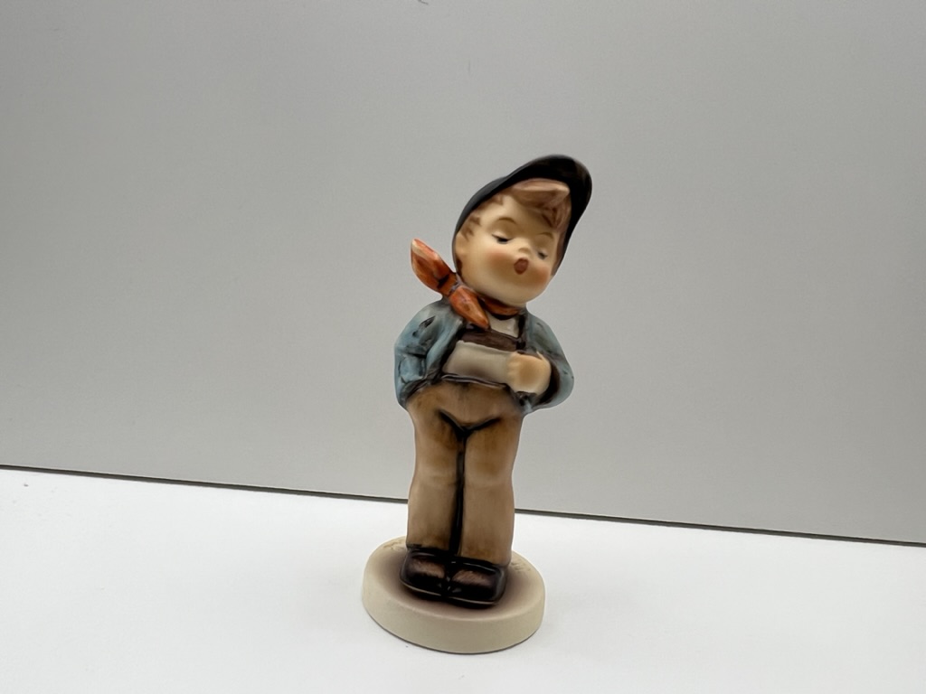 Hummel Figur 560 Ein fröhlicher Gesell 9,8 cm. 1 Wahl - Top Zustand  