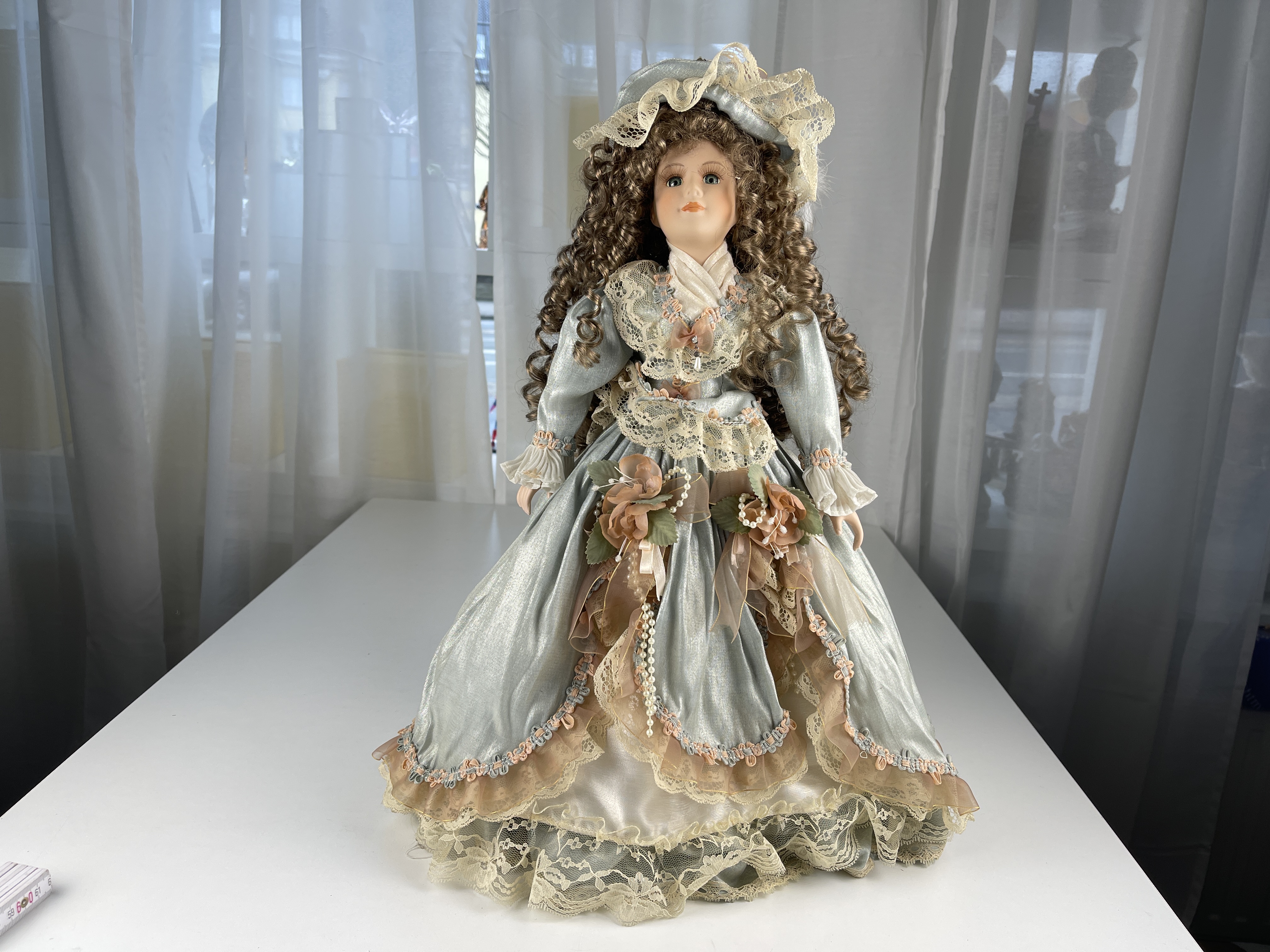 Sammler Puppe Porzellan Puppe 48 cm. Top Zustand  