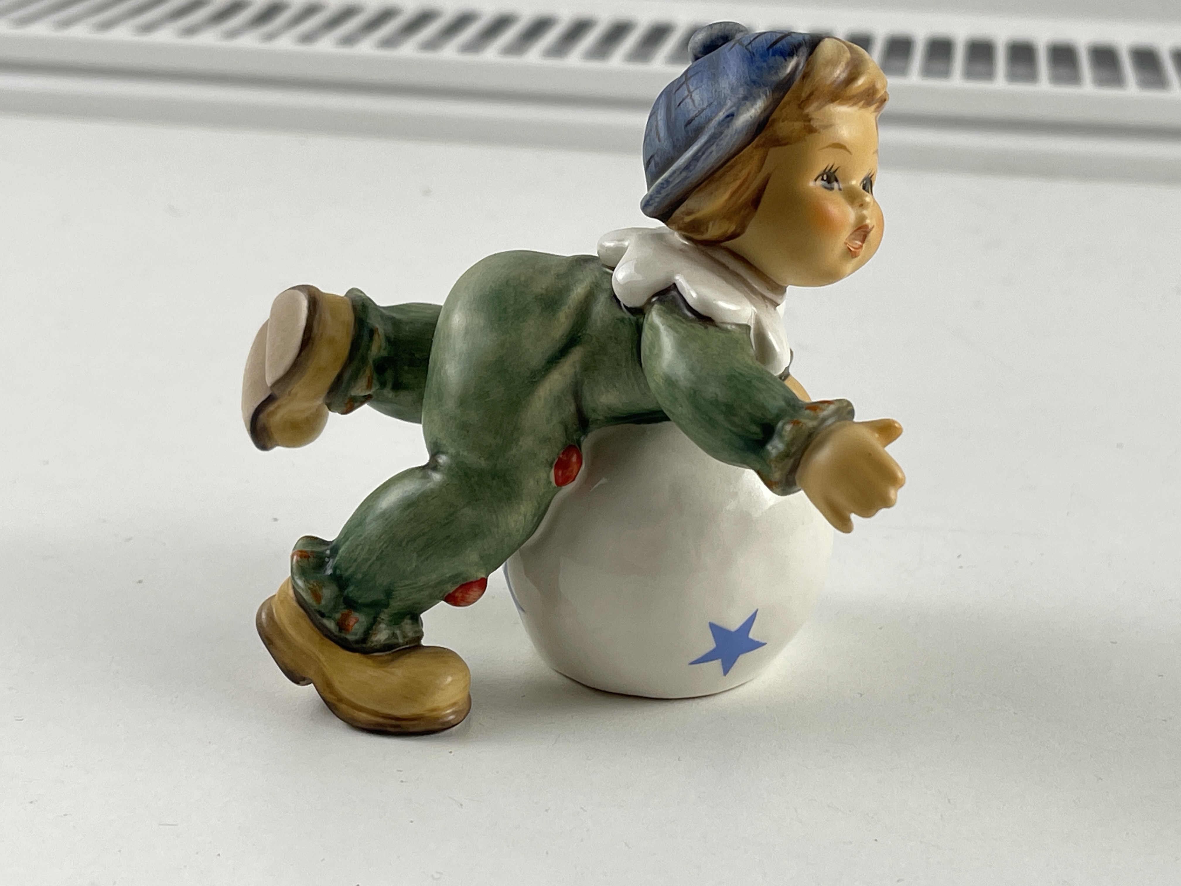 Hummel Figur 2088/B Zirkusakrobat 8,5 cm. 1 Wahl - Top Zustand   