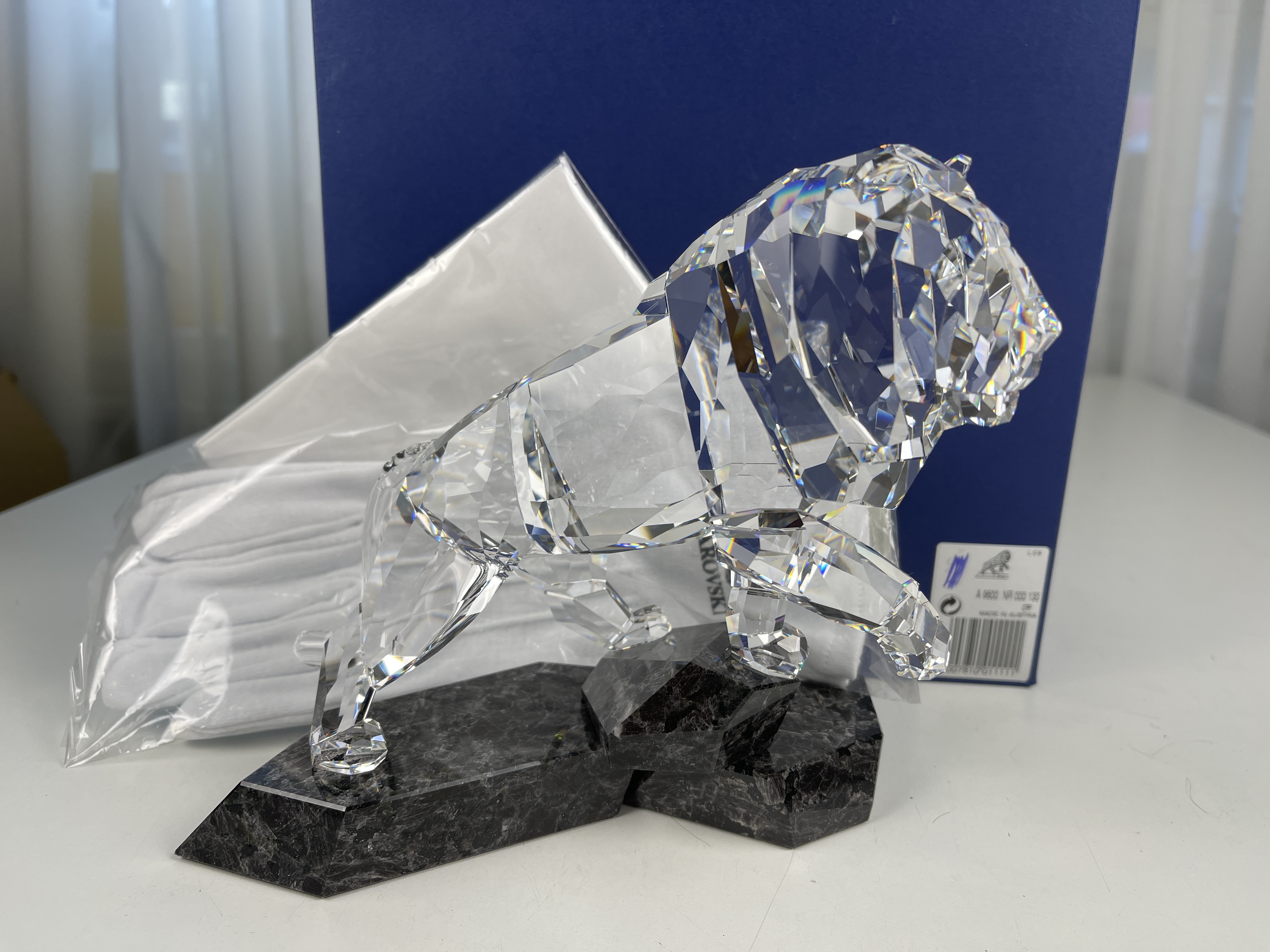 Swarovski Figur 1001111 Soulmate Löwe 17,6 x 9,8 x16,3 cm. Inkl. OVP & Zertifikat + Top Zustand