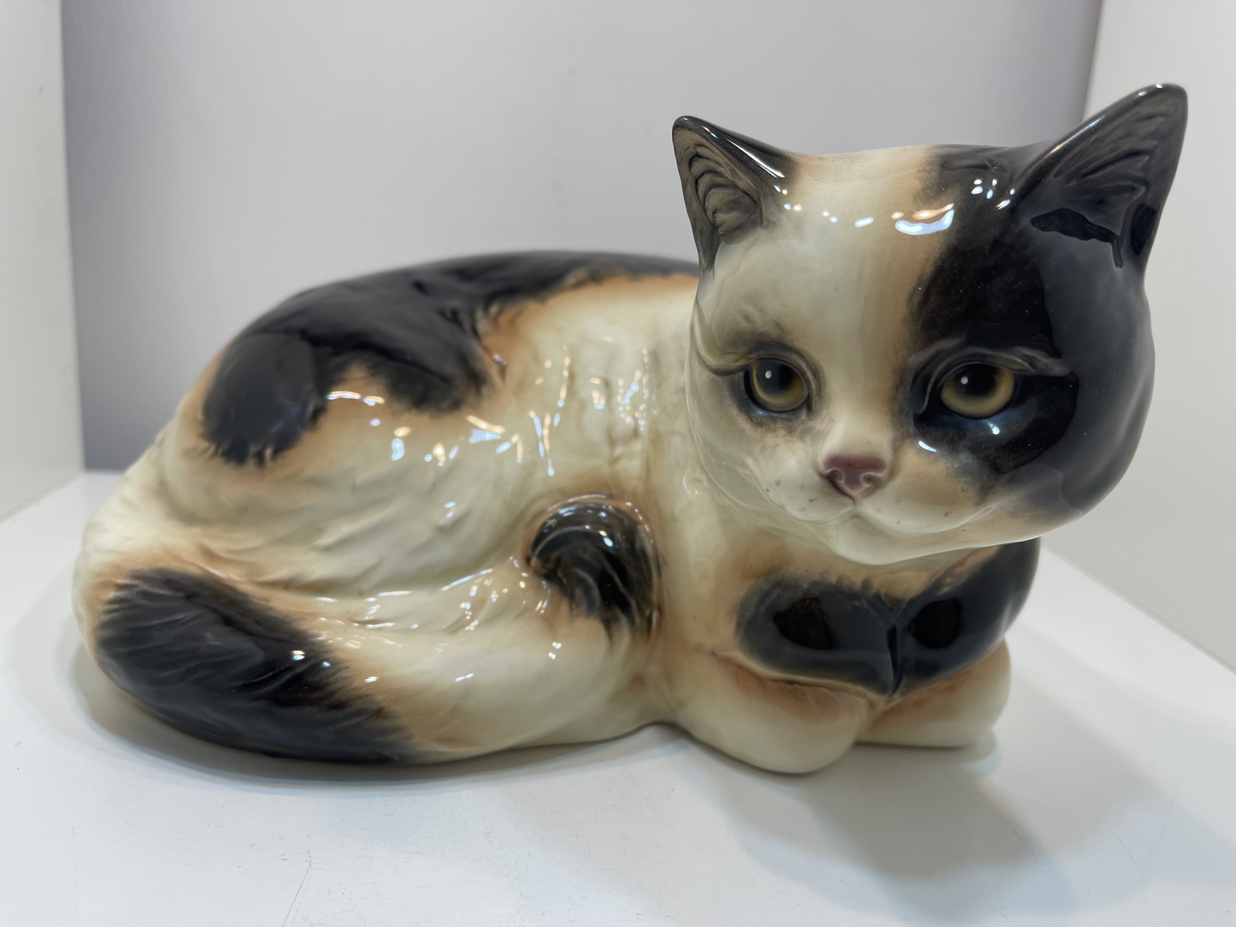  Goebel Figur Katze 20 x 13 cm.- 1 Wahl. Top Zustand    
