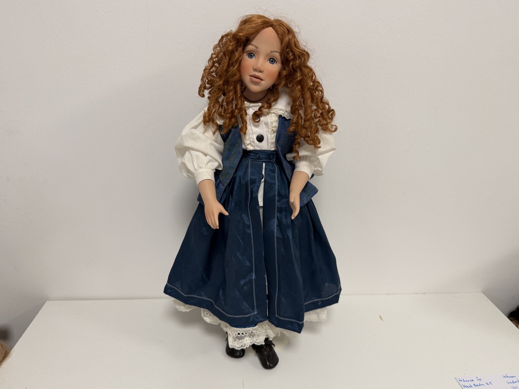 Künstlerpuppe Porzellan Puppe 72 cm. Top Zustand