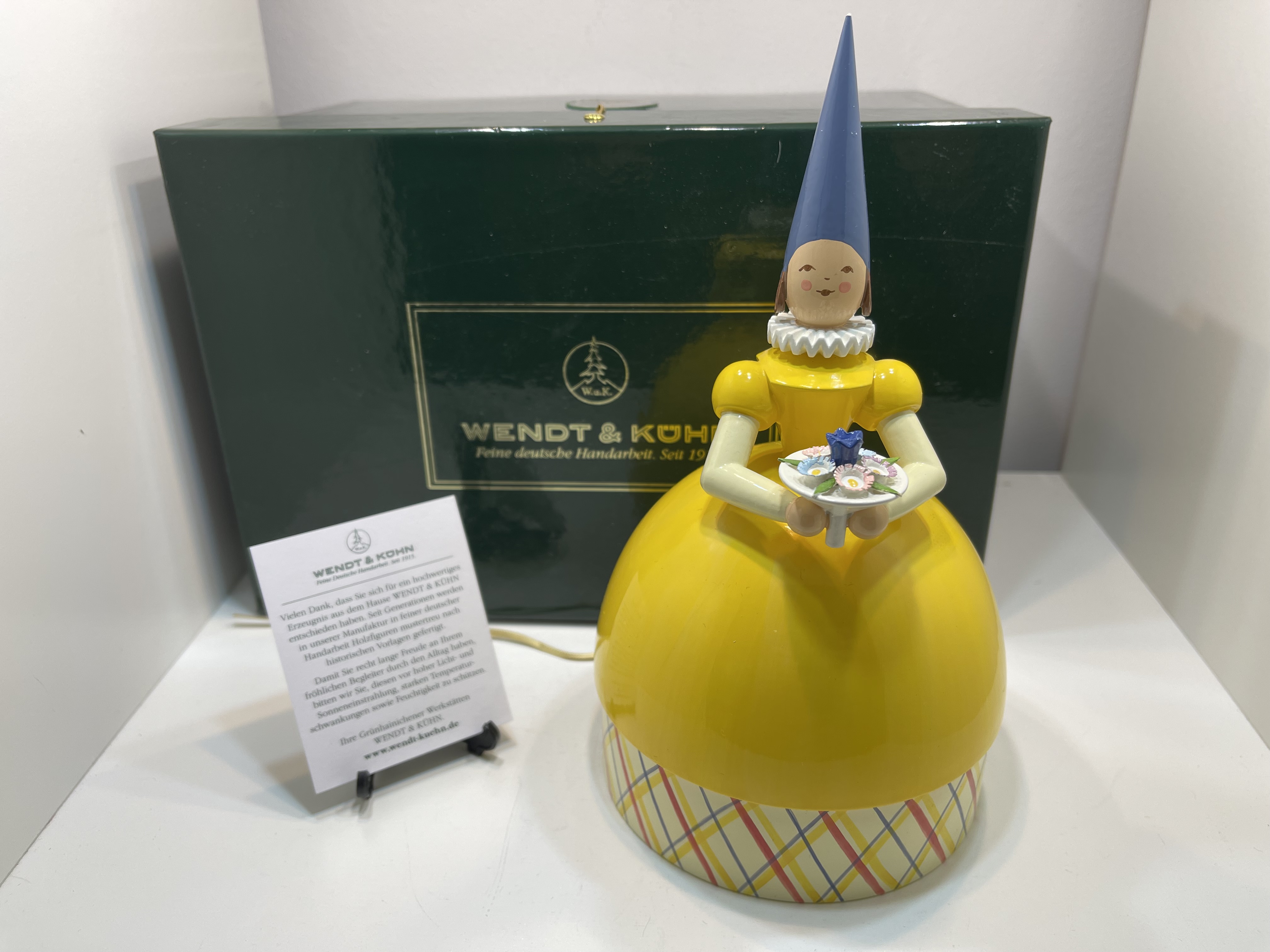 Wendt und Kühn Erzgebirge Prinzessin Knauldame 20 cm + OVP - Top Zustand 