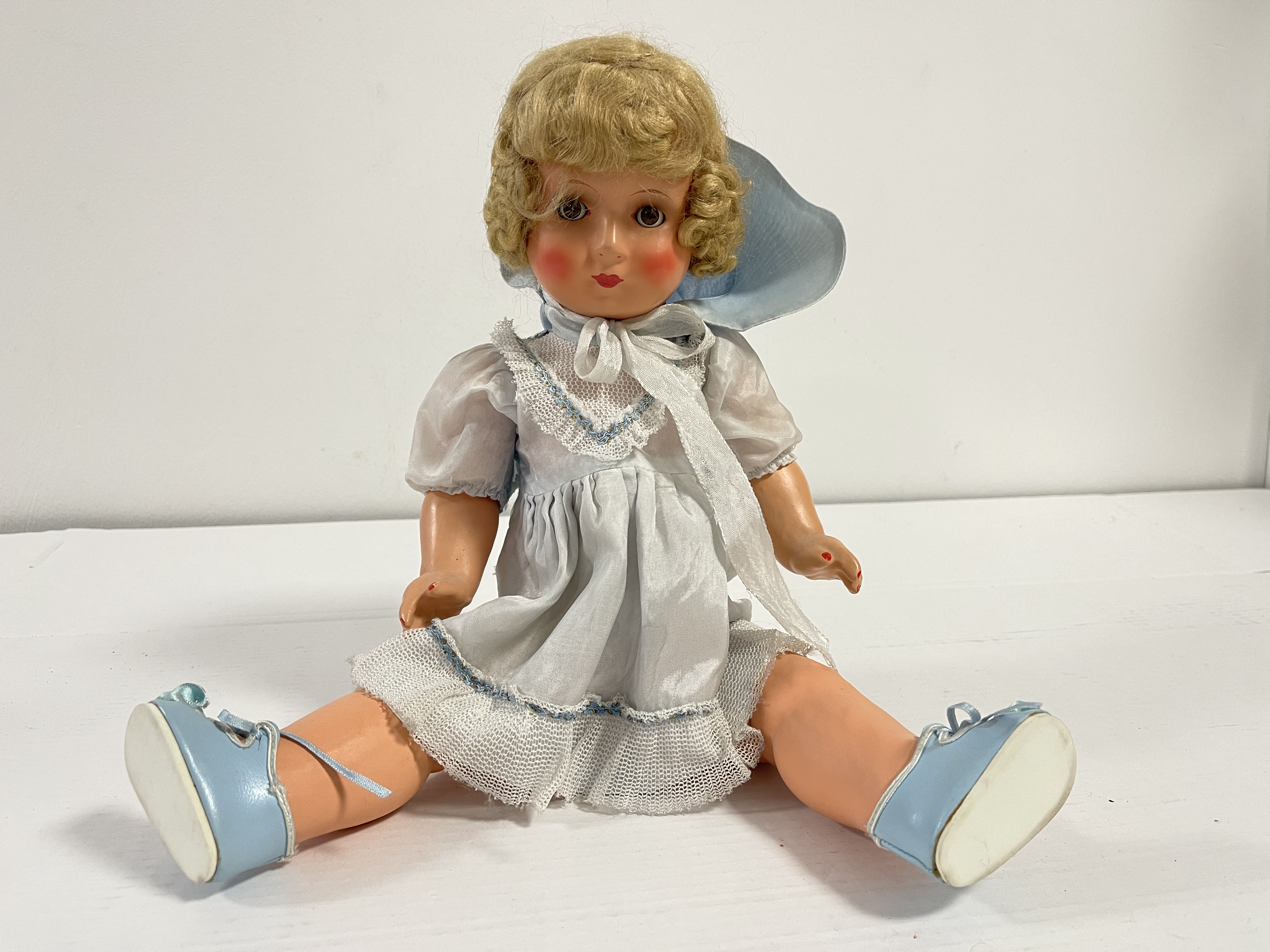 Alte Sammler Puppe Zelluloid 43 cm Zustand siehe Fotos.