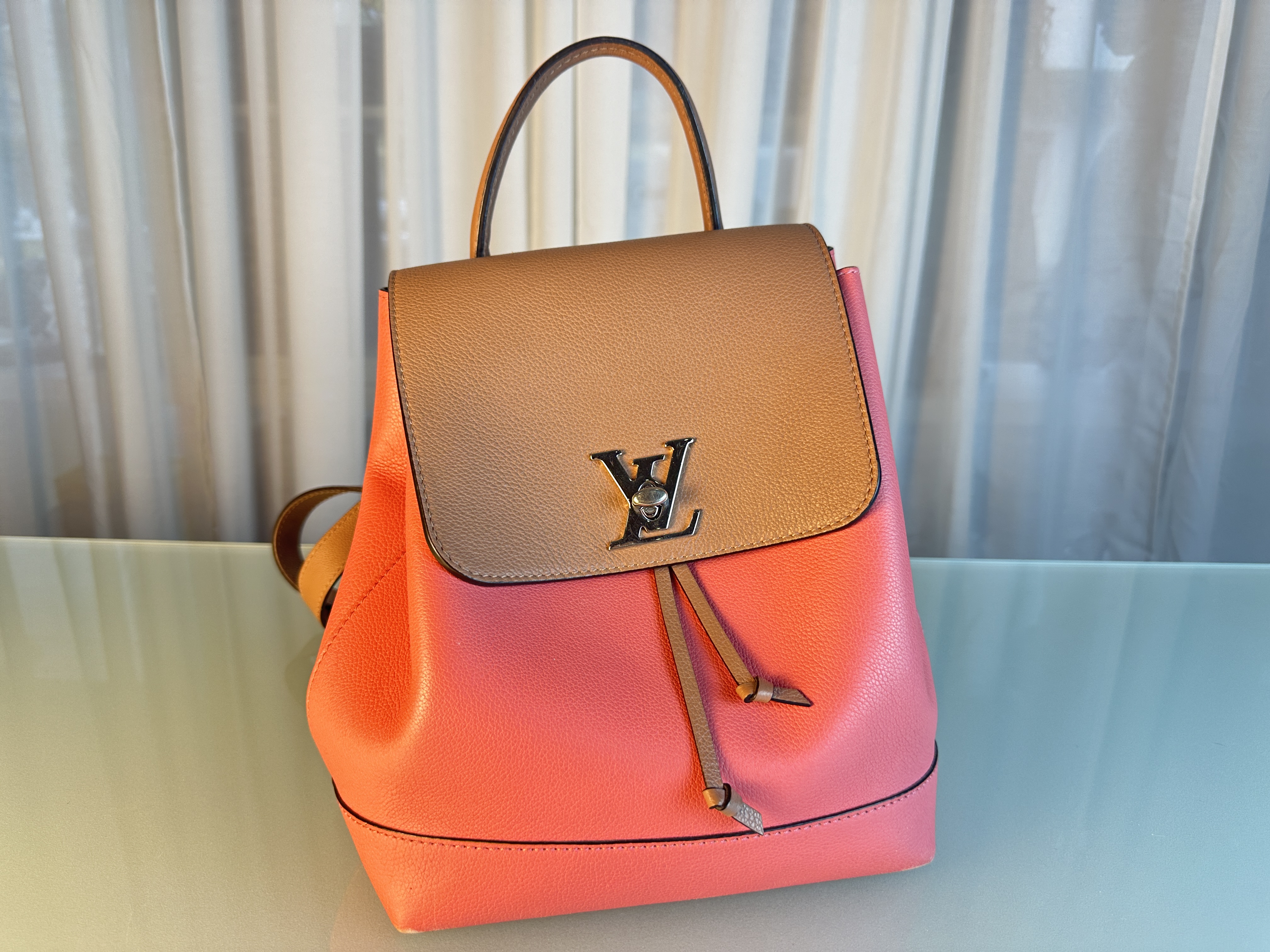  Louis Vuitton rock Me Rucksack aus Kalbsleder Rosa Original DU2126 Top Zustand siehe Bilder 