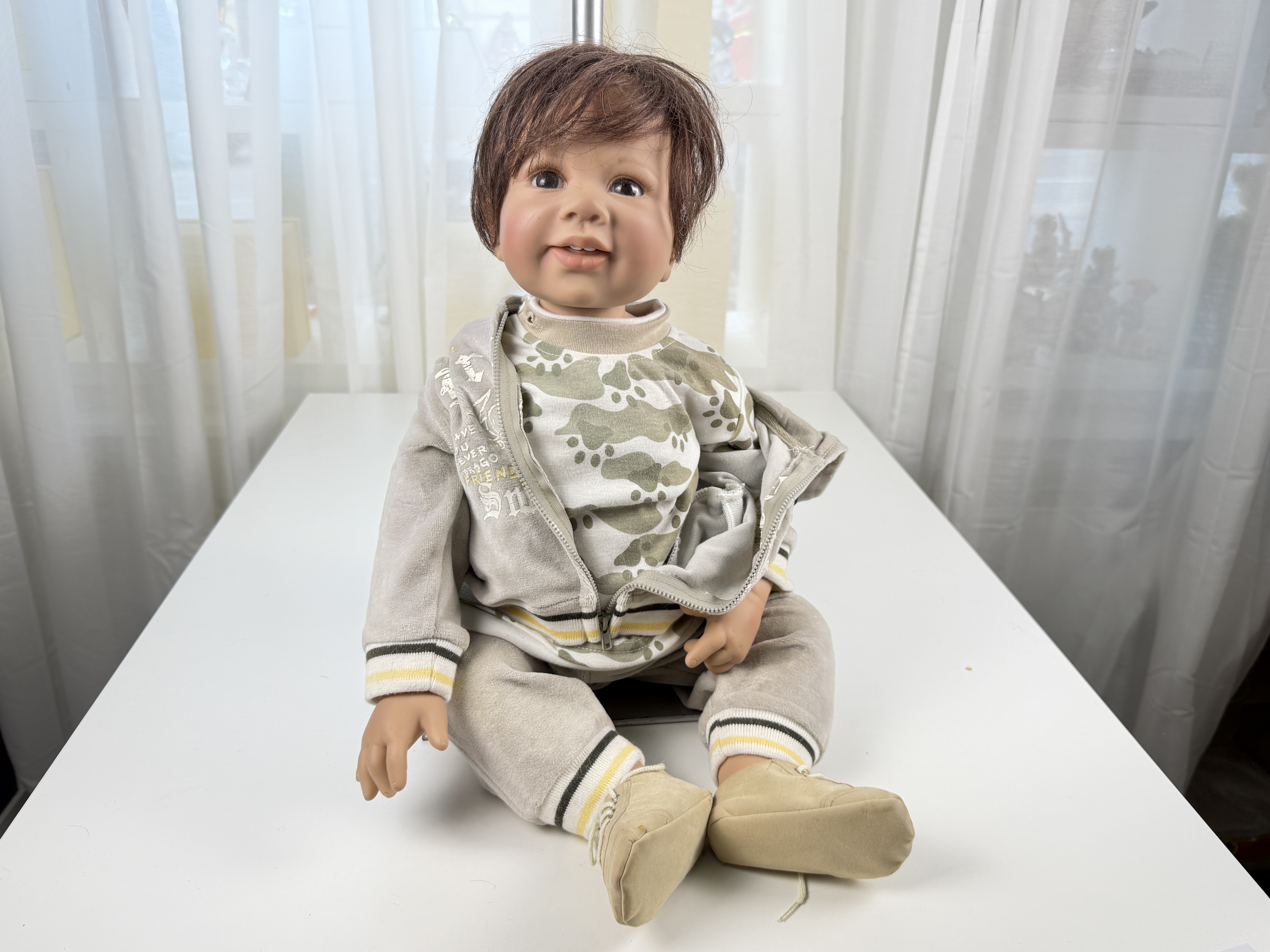 Künstlerpuppe Puppe Monika Levenig Vinyl Puppe 65 cm. Zustand siehe Fotos