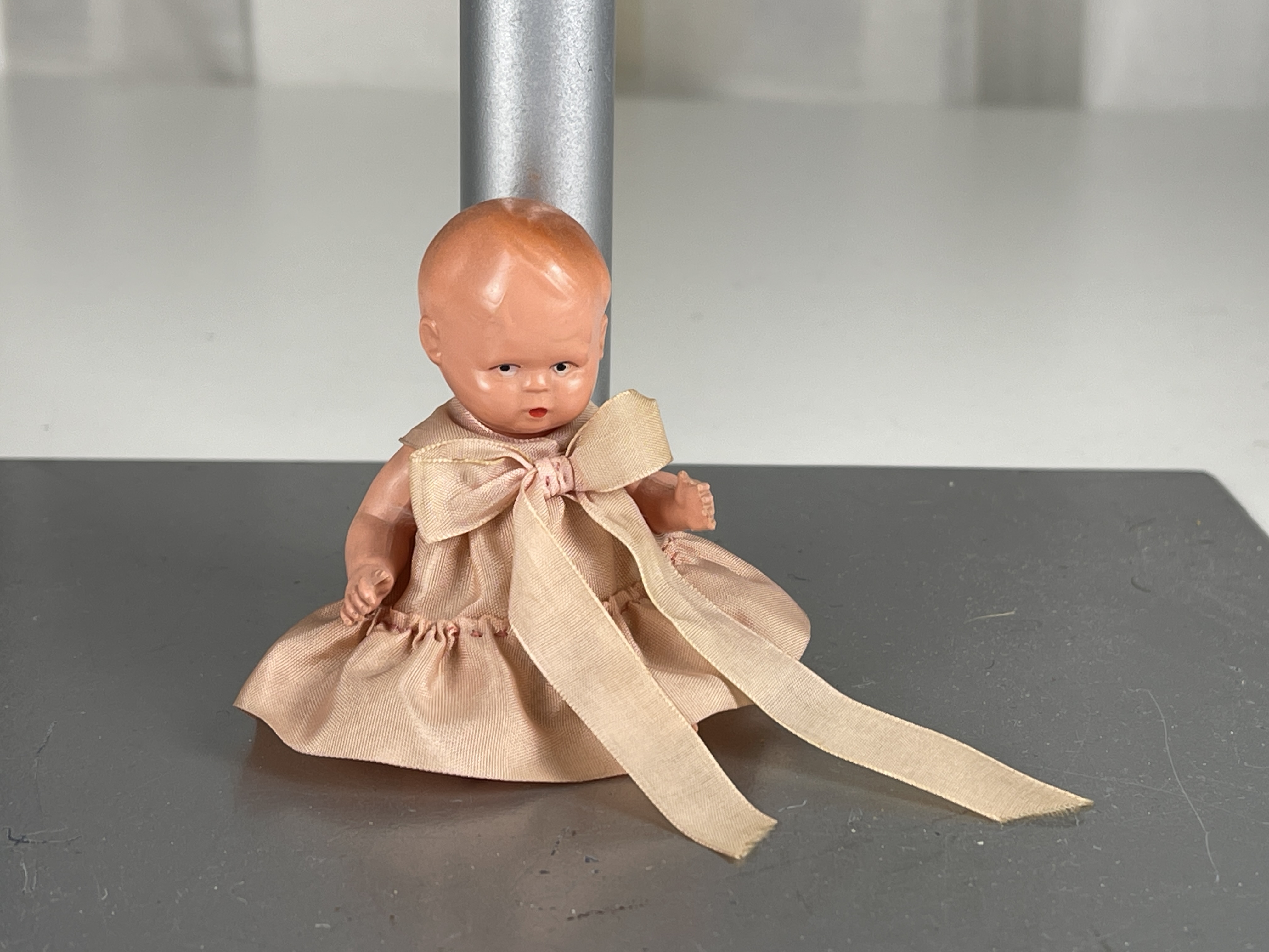 Sammler Puppe Vinyl Puppe 9 cm. Top Zustand  