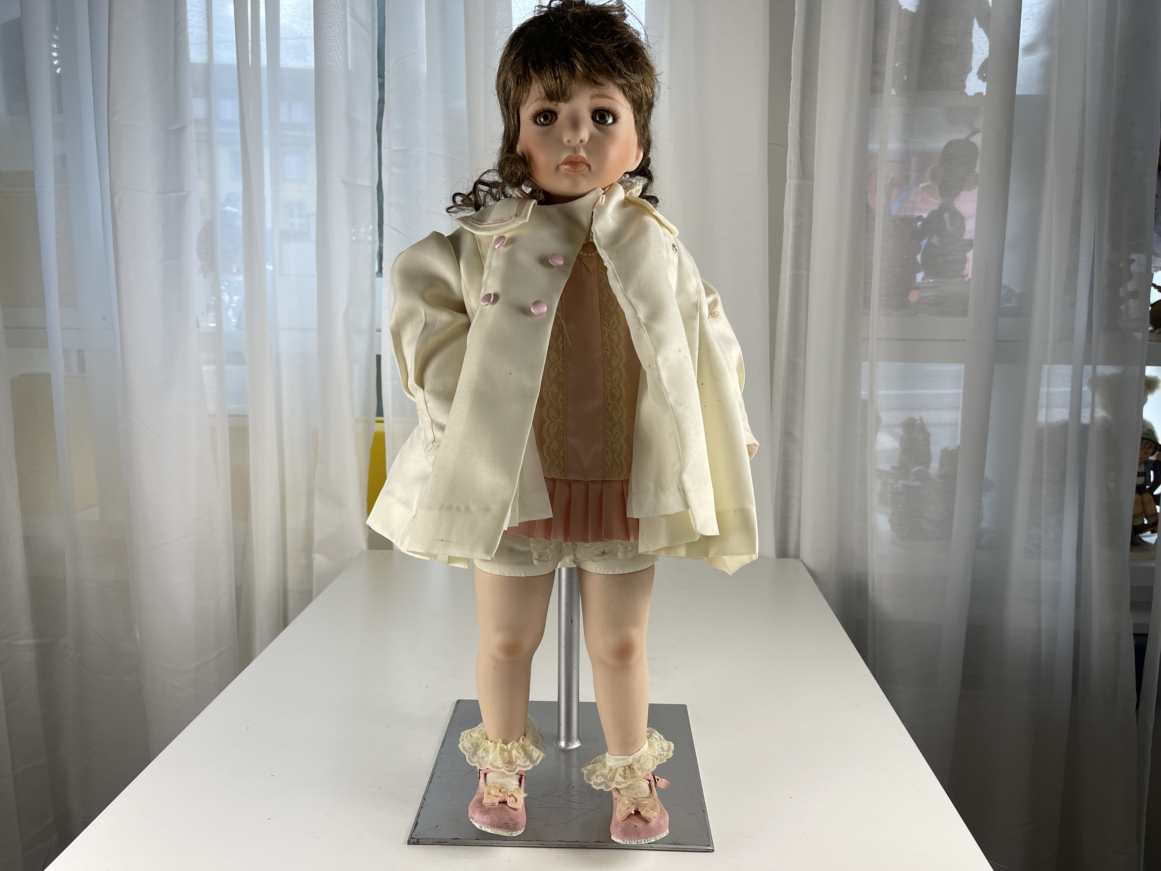  Künstlerpuppe Kathy Smith-Fitzpatrick Porzellan Puppe 63 cm. Schmutzig  