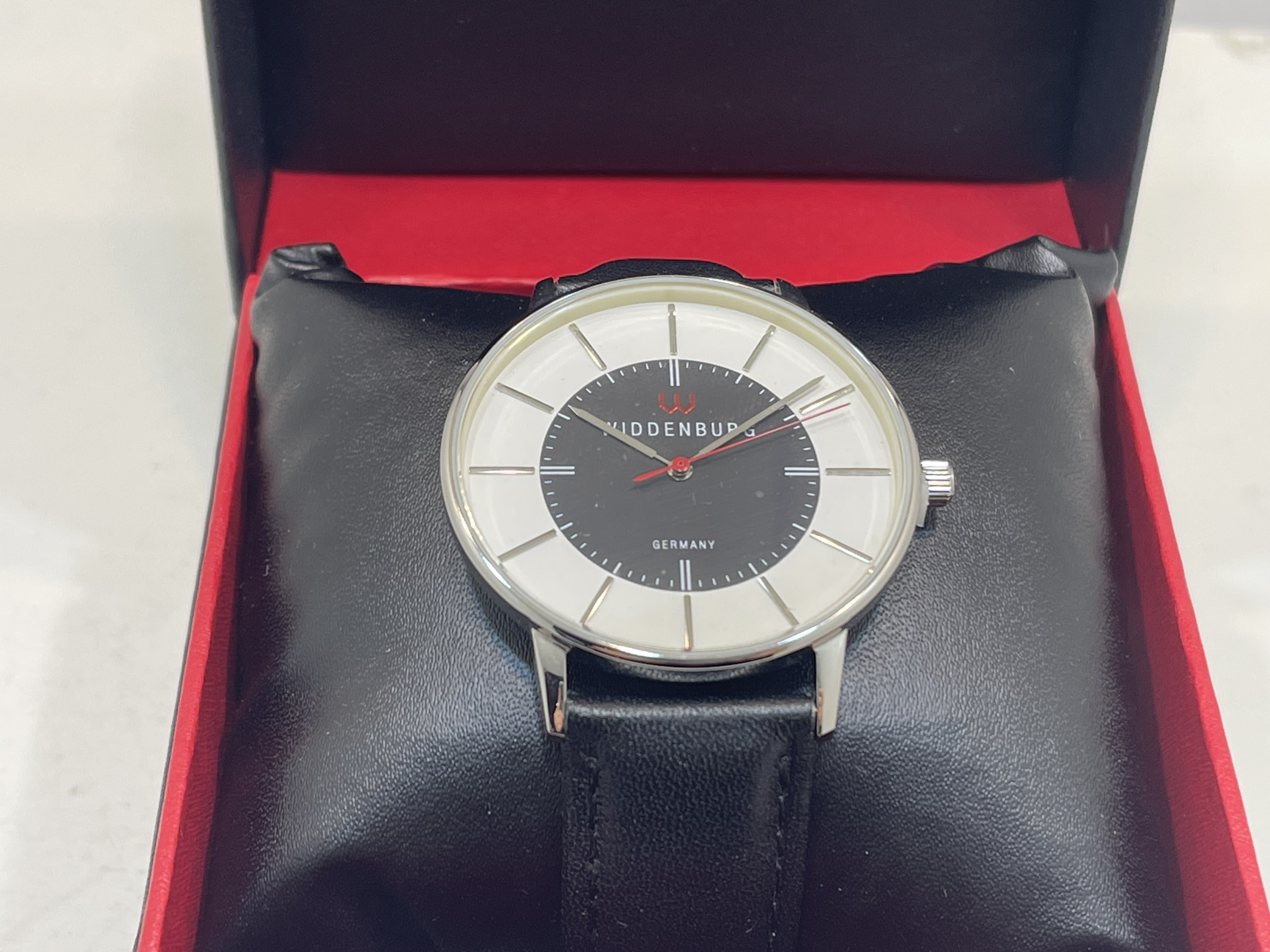 WIDDENBURG Herren Echt Leder Armbanduhr Quartz  - Top Zustand 